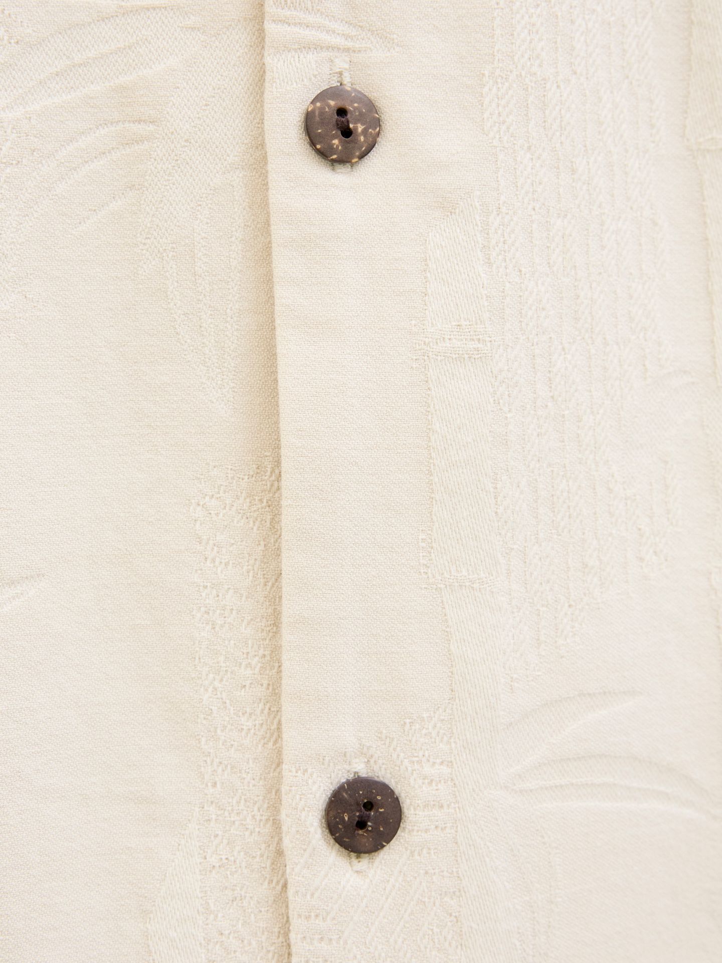 Jack & Jones JPRBLULUKE JACQUARD RESORT S/S SHIR Almond Milk 2900156475012 Jack & Jones JPRBLULUKE JACQUARD RESORT S/S SHIR Almond Milk 2900156475012