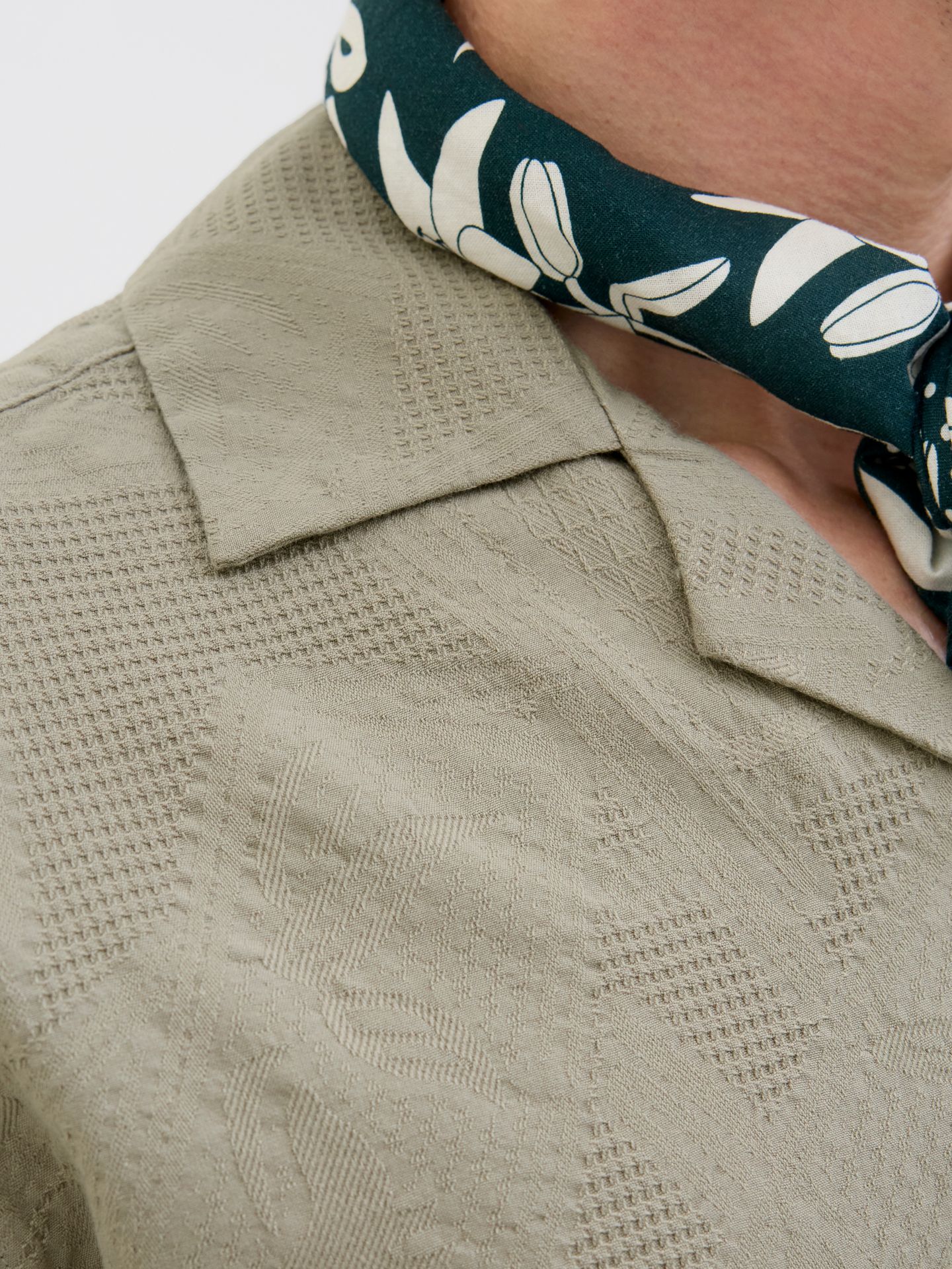 Jack & Jones JPRBLULUKE JACQUARD RESORT S/S SHIR Elmwood 2900156486018