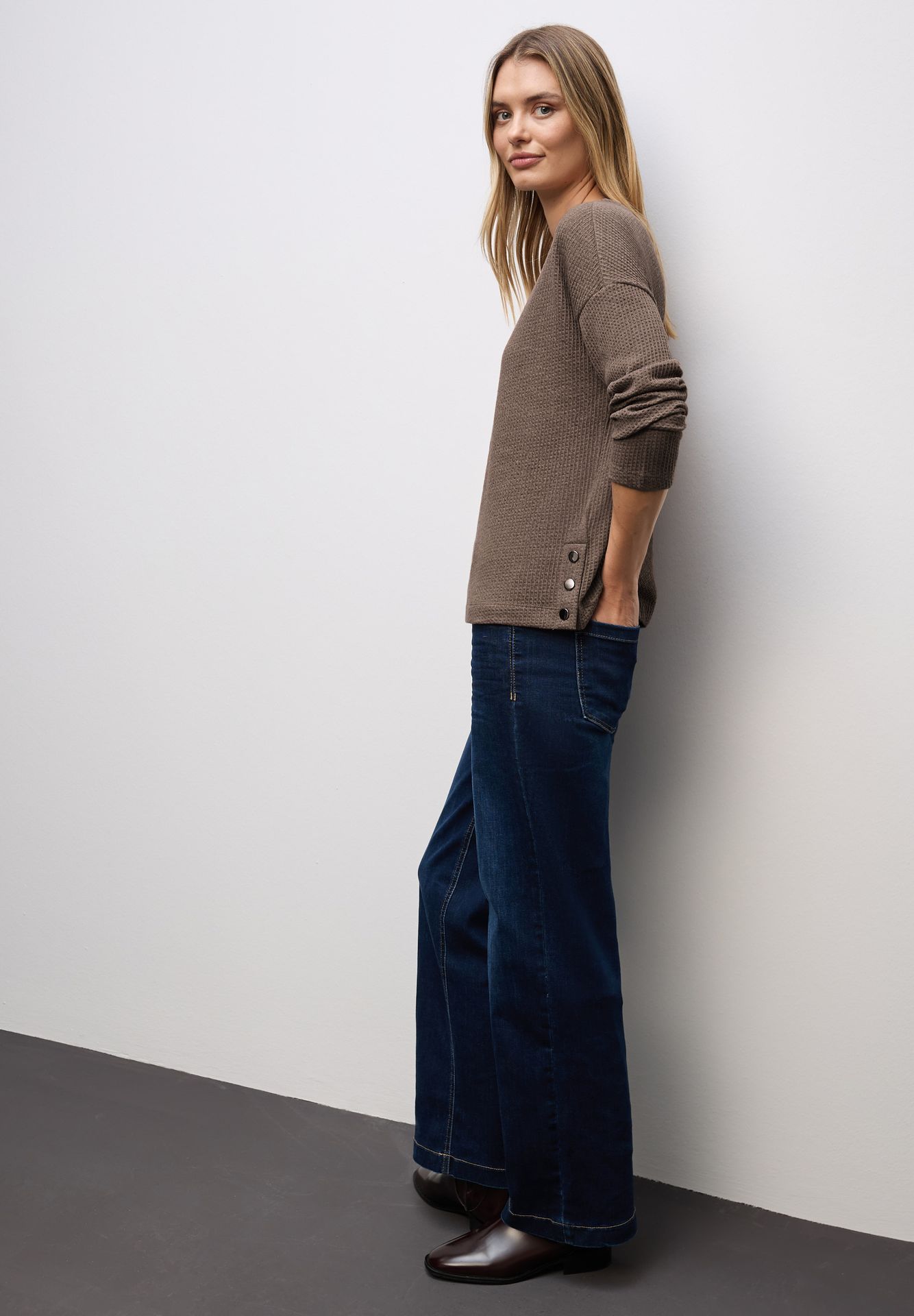 Street-One A324019 structure shirt w.buttons a silk brown mel. 2900157335025