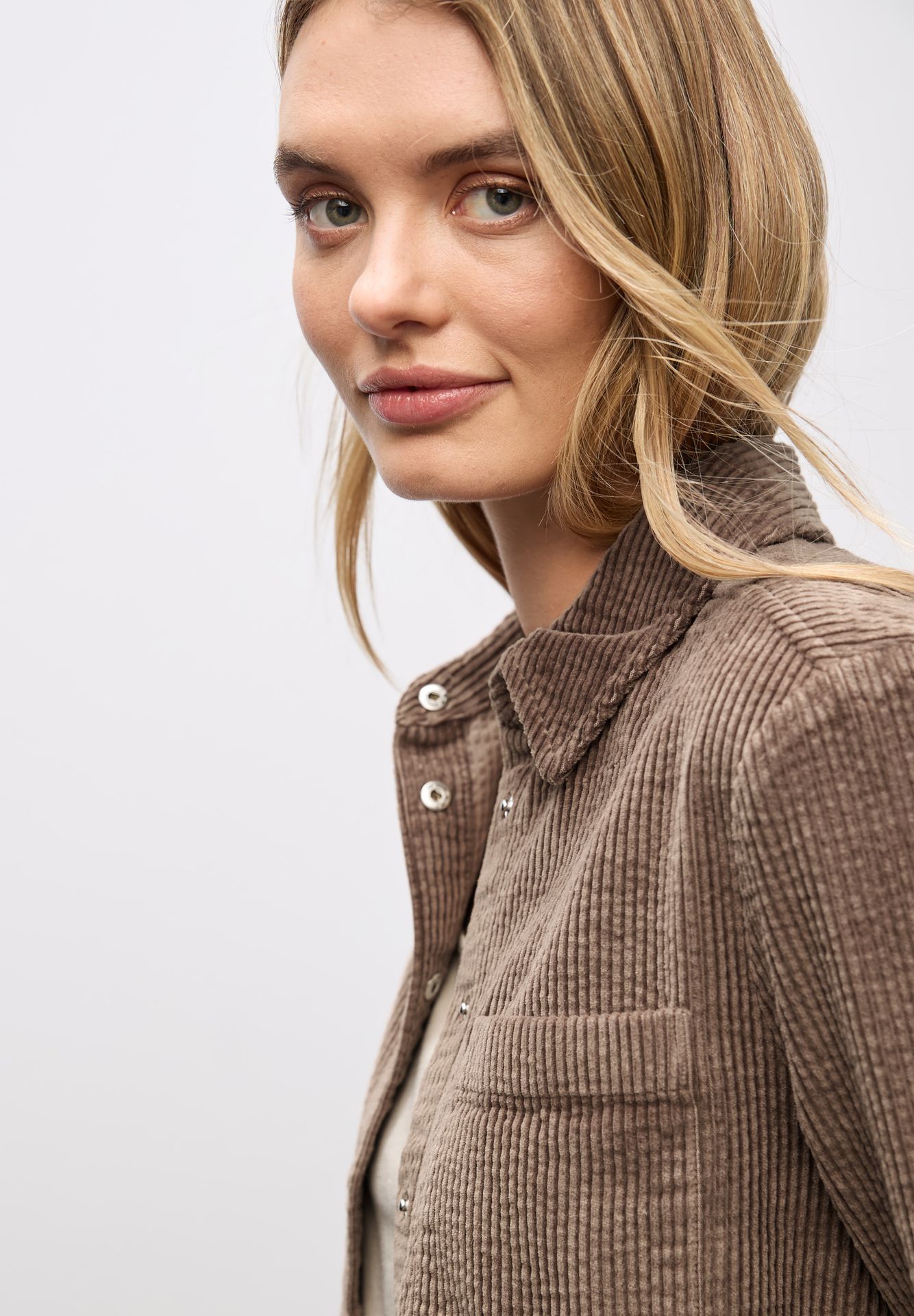 Street-One A346059 LTD QR Courduroy shirtcolla silk brown 2900157451039