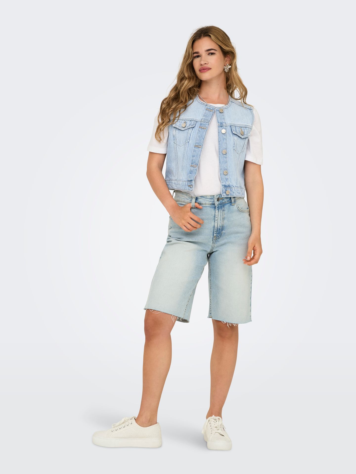 Only ONLFELIZ DNM WAISTCOAT ROUND COLLAR Light Blue Denim 2900157460048