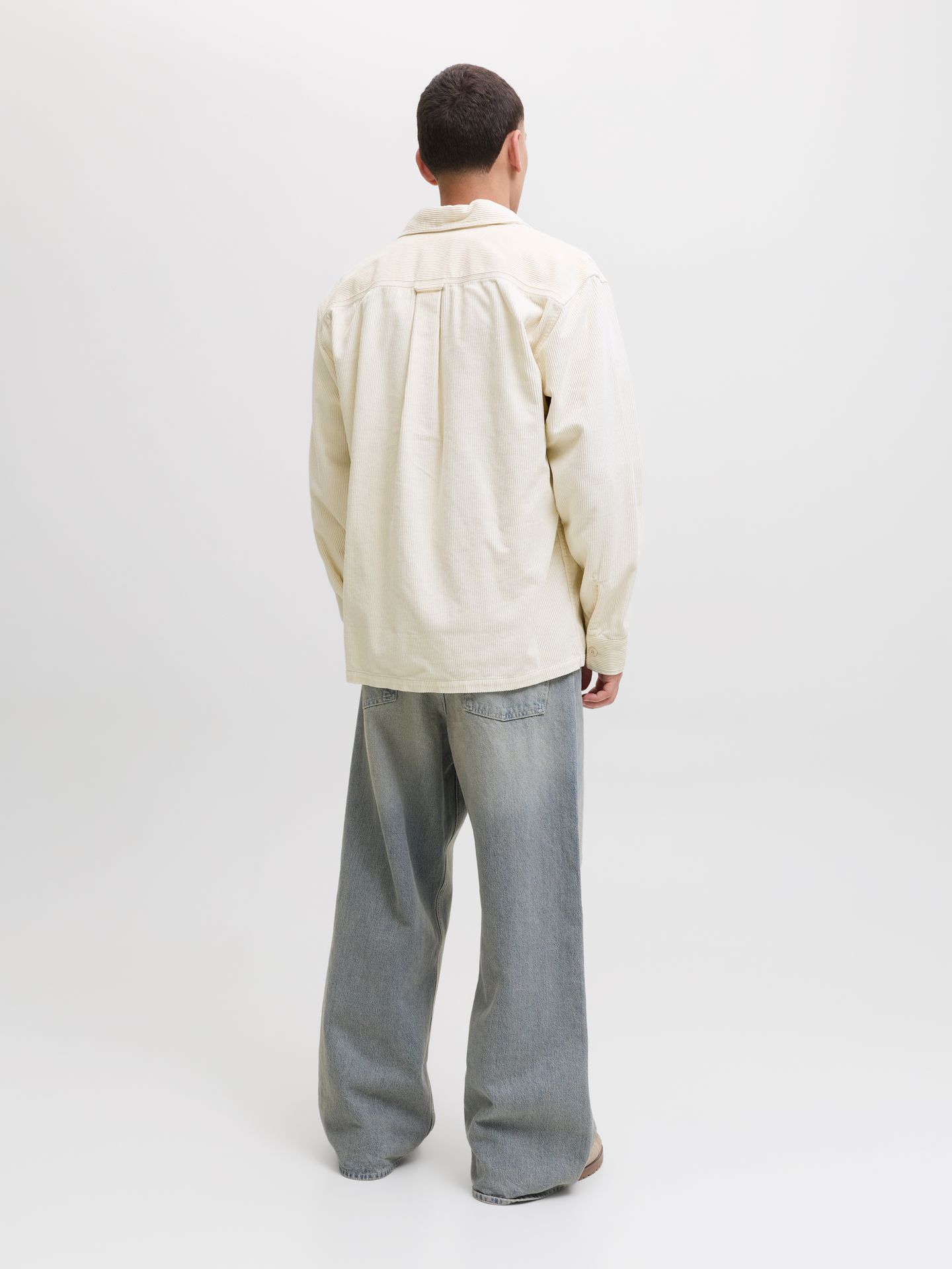 Jack & Jones JJEPERFECT CORDUROY OVERSHIRT LS SN Antique White 2900158355039 Jack & Jones JJEPERFECT CORDUROY OVERSHIRT LS SN Antique White 2900158355039