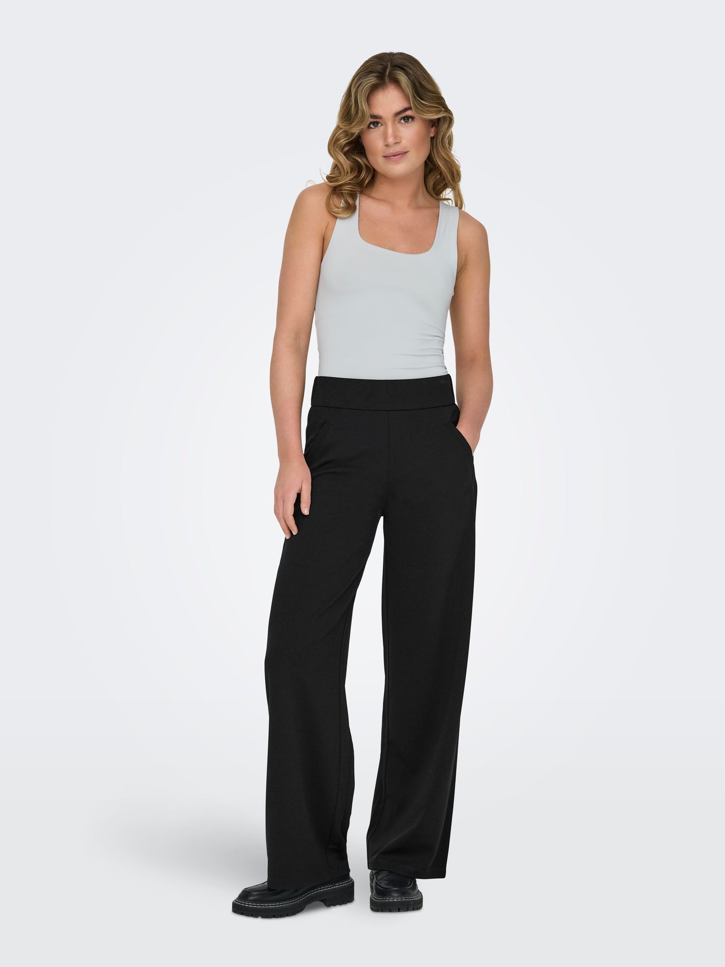 JDY JDYLOUISVILLE CATIA LIFE WD PNT JRS Black 00114211-EKA26011400000004