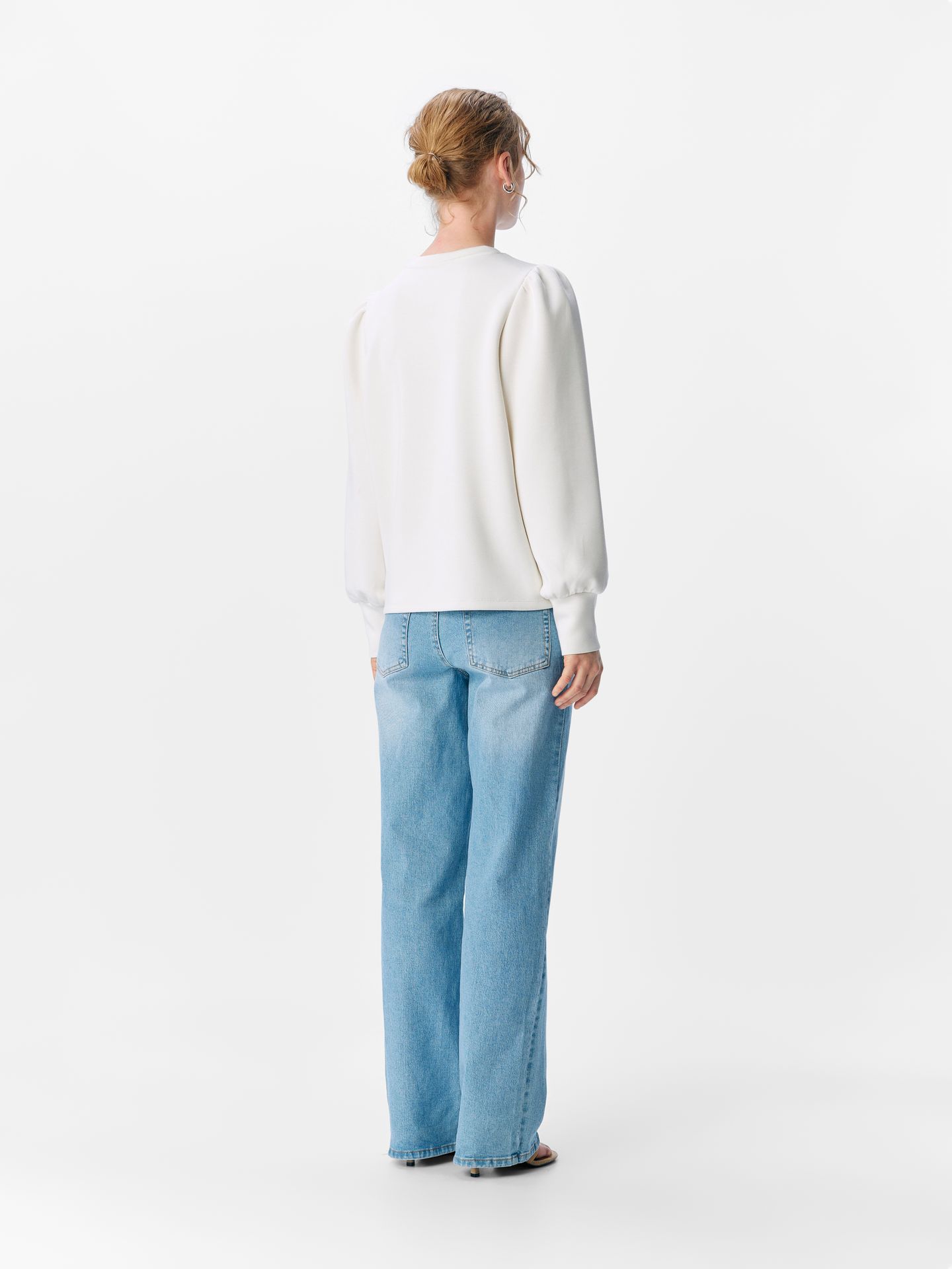 Object OBJANDREA RE L/S O-NECK TOP NOOS White Sand 2900158472026 Object OBJANDREA RE L/S O-NECK TOP NOOS White Sand 2900158472026