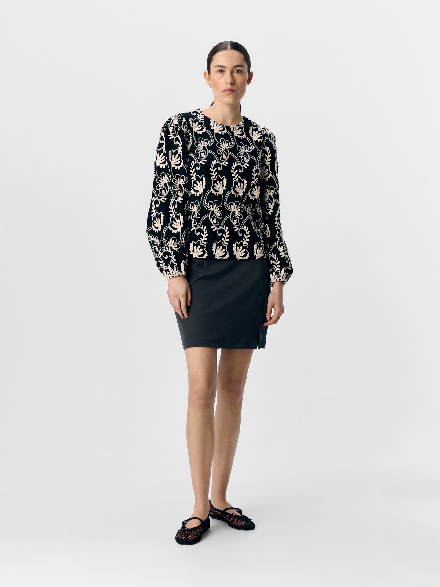 Object OBJMYA RE L/S TOP NOOS Black/SANDSHELL ZEBRA 2900158460016 Object OBJMYA RE L/S TOP NOOS Black/SANDSHELL ZEBRA 2900158460016