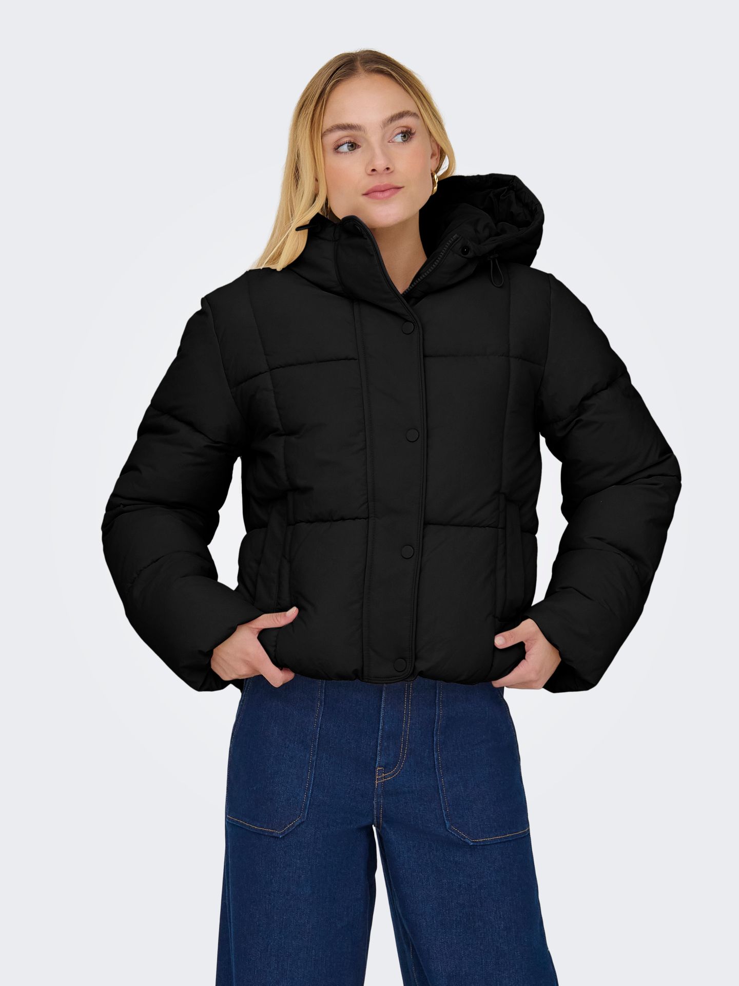 JDY JDYWONDER SHORT HOOD PUFFER OTW SIJ Black 00114247-EKA26011400000004