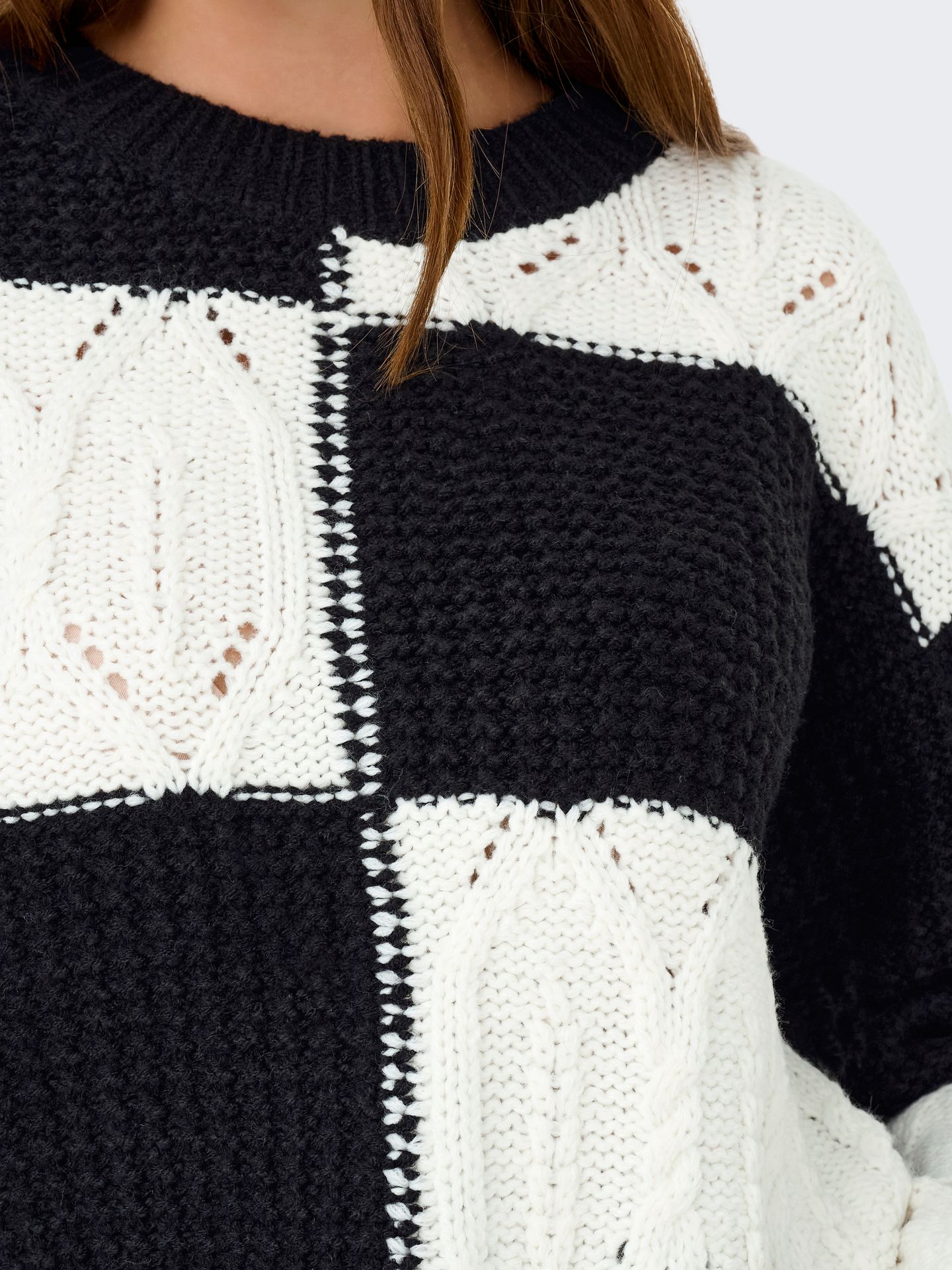 JDY JDYJUSTY L/S MIX STRUC PULLOVER KNT Black/With Clara Leo 2900158669037