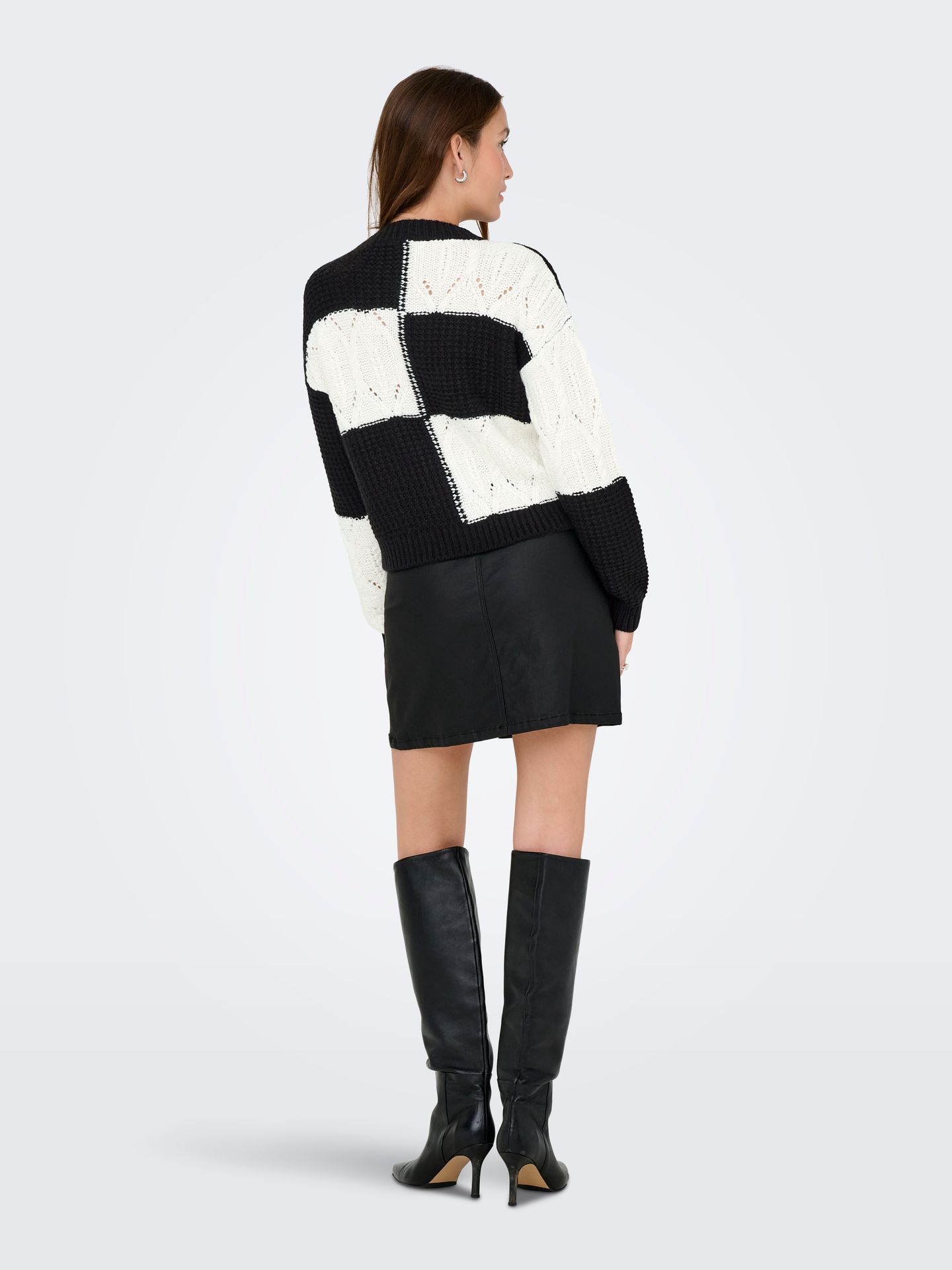 JDY JDYJUSTY L/S MIX STRUC PULLOVER KNT Black/With Clara Leo 2900158669037