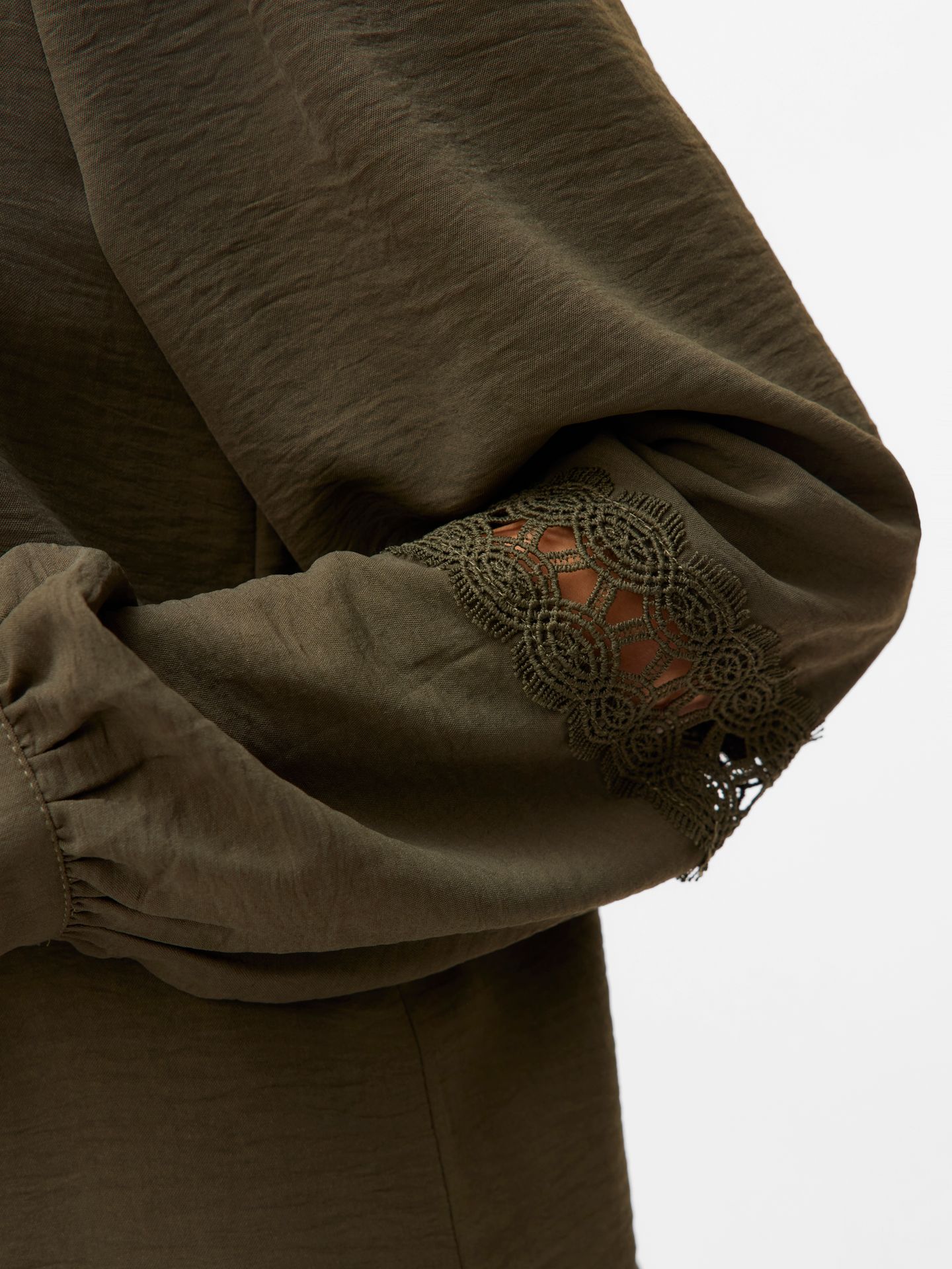 Vero Moda VMALVA LACE LS SHIRT WVN GA BOO Grape Leaf 2900159243021