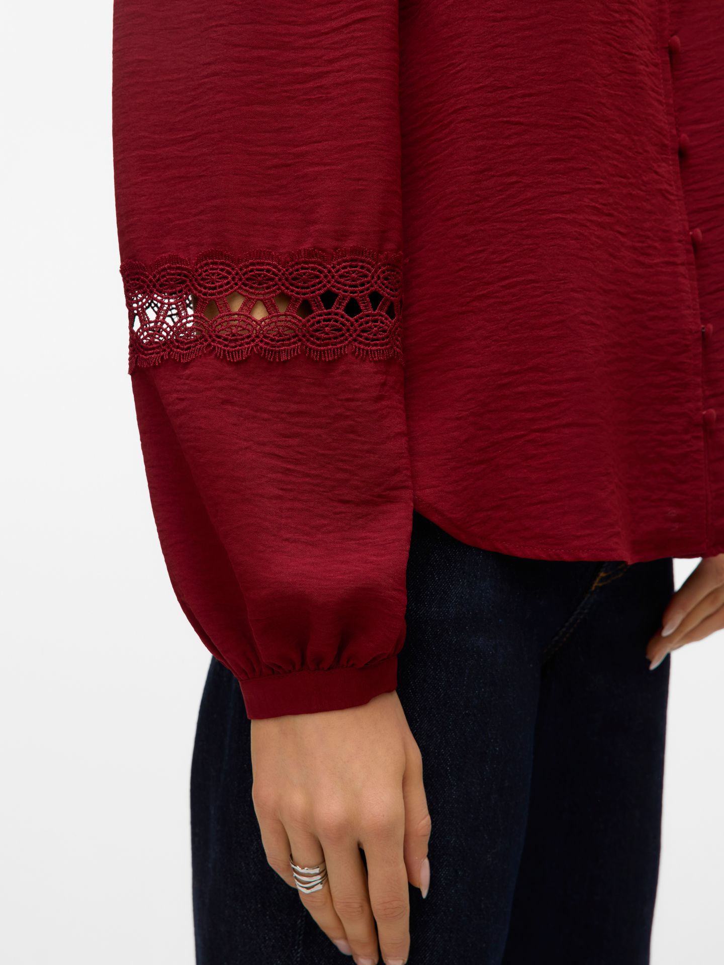 Vero Moda VMALVA LACE LS SHIRT WVN GA BOO Syrah 2900159244011