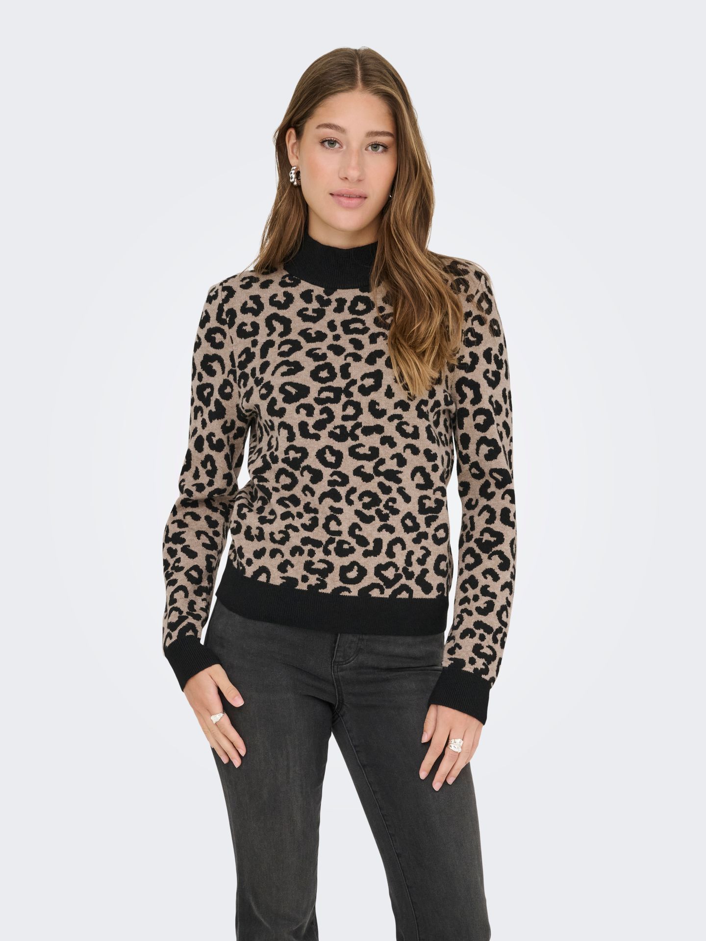 Only ONLIBI JQ LS HIGH NECK CC KNT Black/With Clara Leo 2900159350019