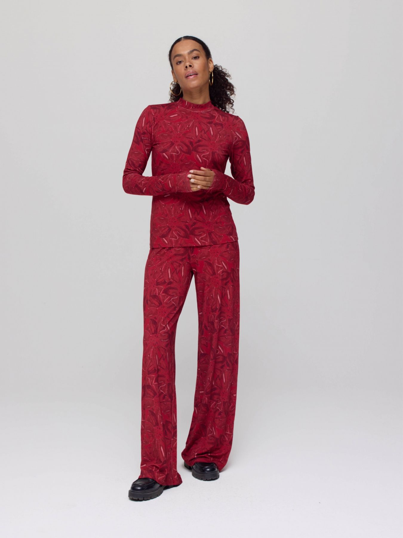 Harper & Yve JANE-PA 316 ruby red flower 2900159405030