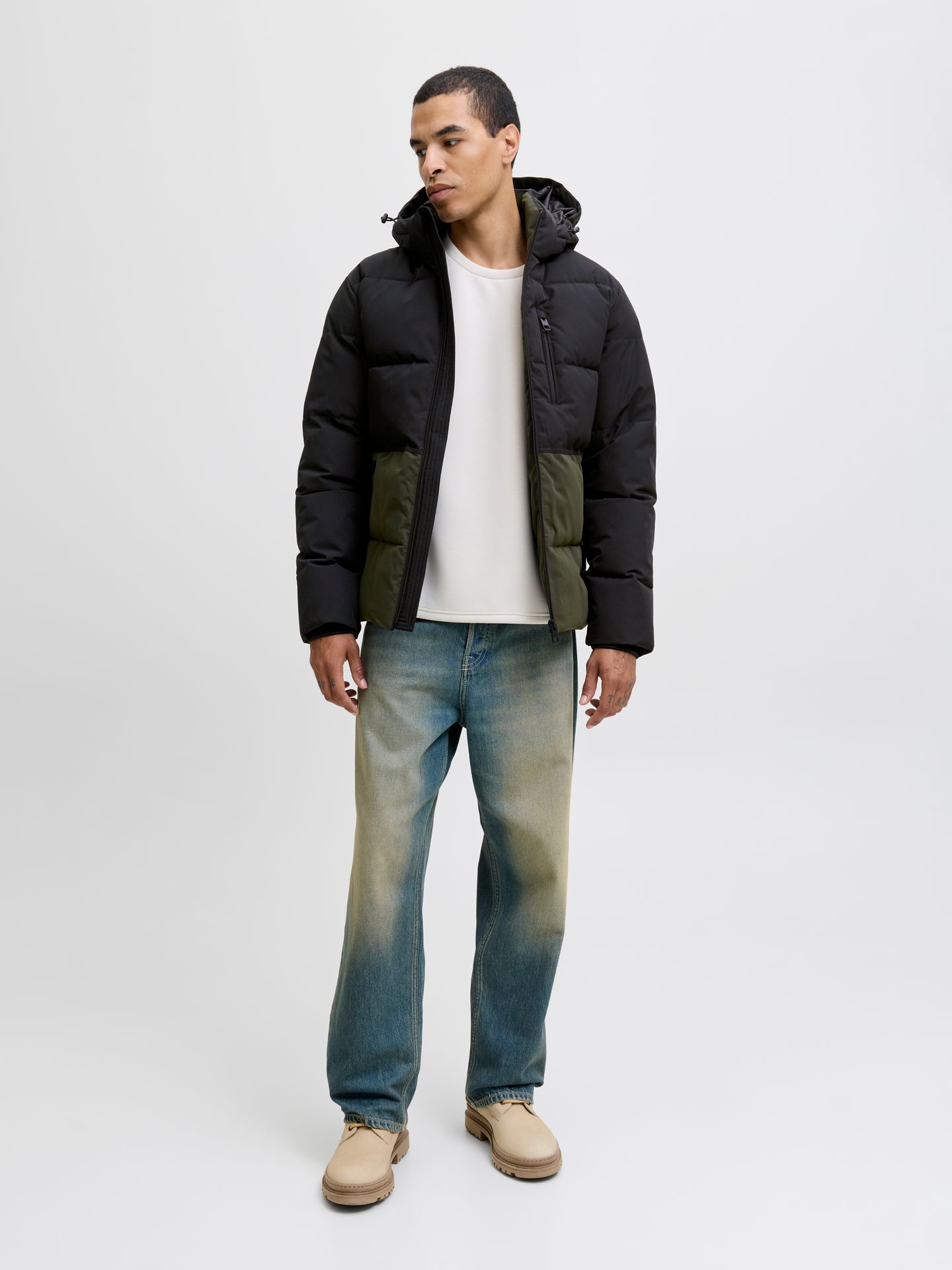 Jack & Jones JJEOWEN PUFFER SN Rosin/BLACK BLOCKING 2900159530053