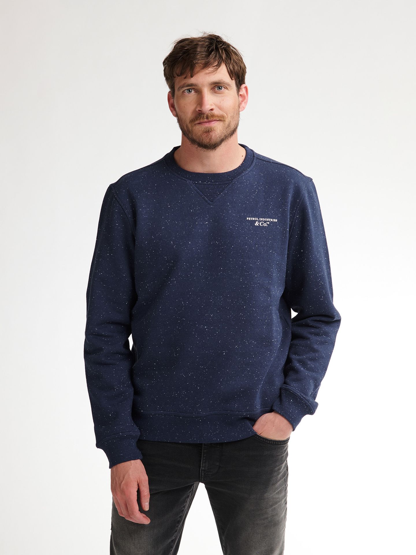 Men Sweater Round Neck