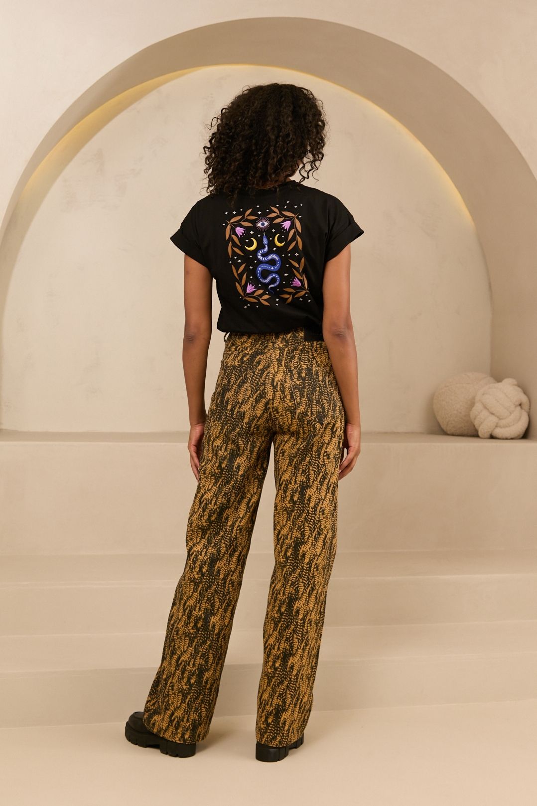 Lofty Manner T-shirt Monika 600 black 2900159648062