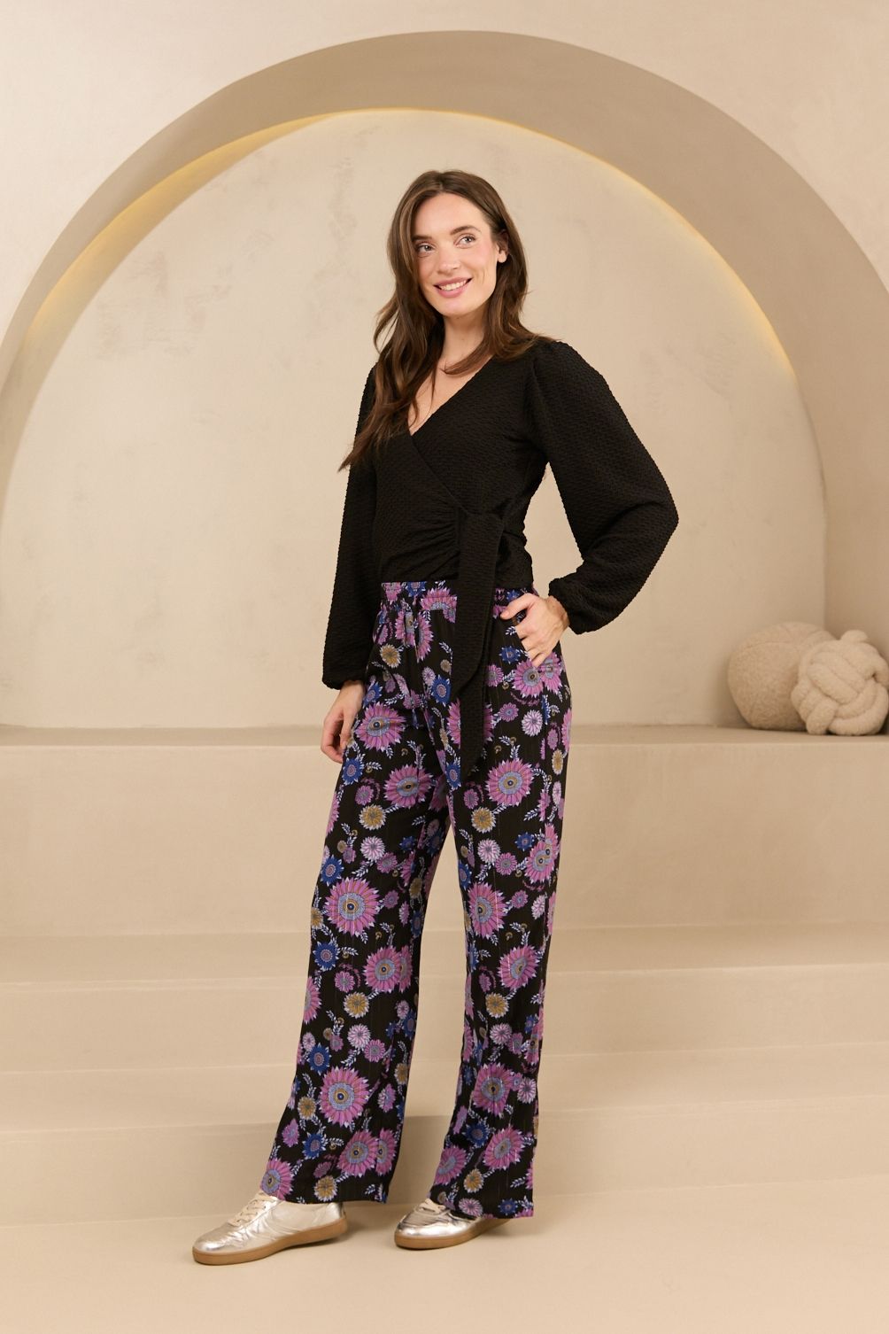 Lofty Manner Top Ciri 600 black 2900159717072