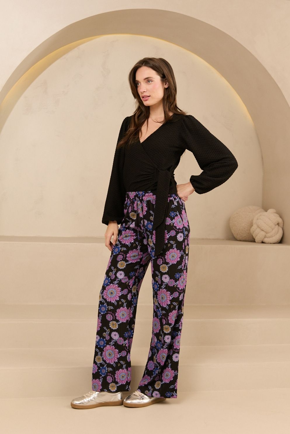 Lofty Manner Top Ciri 600 black 2900159717072