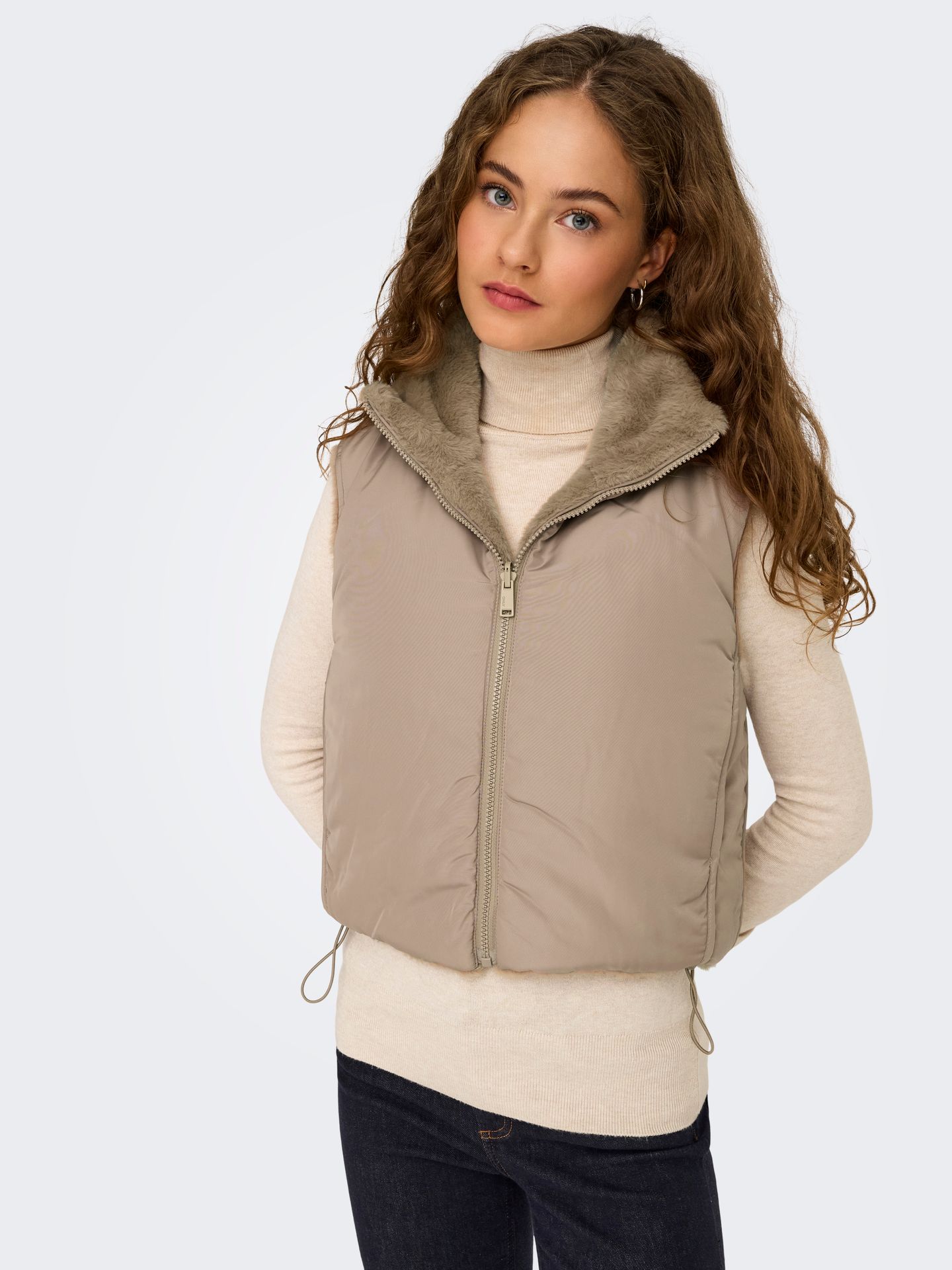 Only ONLDANA FAUX FUR REV.WAISTCOAT OTW Silver Mink 2900159941026
