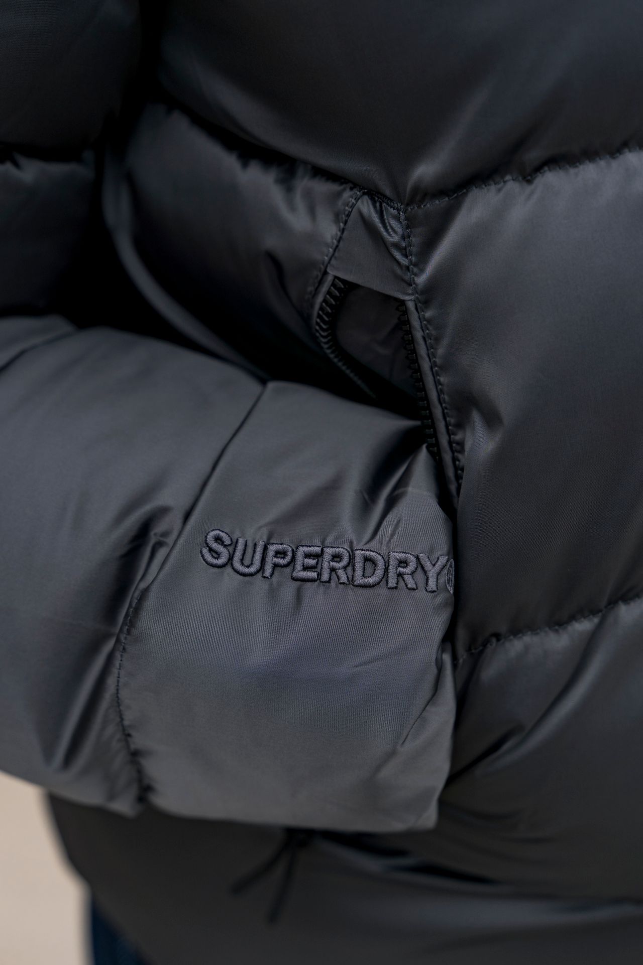 Superdry Hooded luxe sports puffer Black Sheen 2900159967040 Superdry Hooded luxe sports puffer Black Sheen 2900159967040