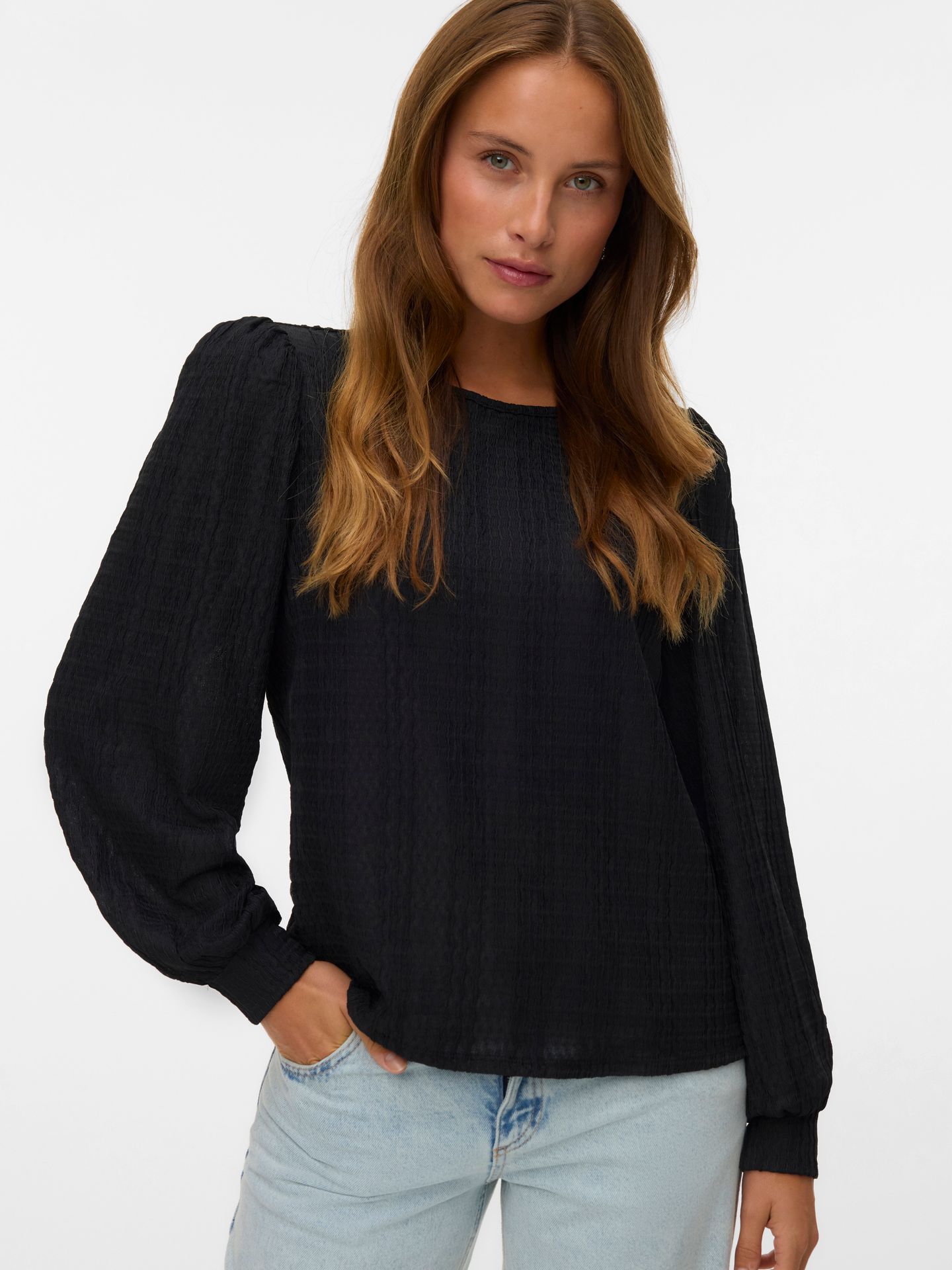 Vero Moda VMJASMIN LS O-NECK TOP JRS GA Black 2900159990031 Vero Moda VMJASMIN LS O-NECK TOP JRS GA Black 2900159990031