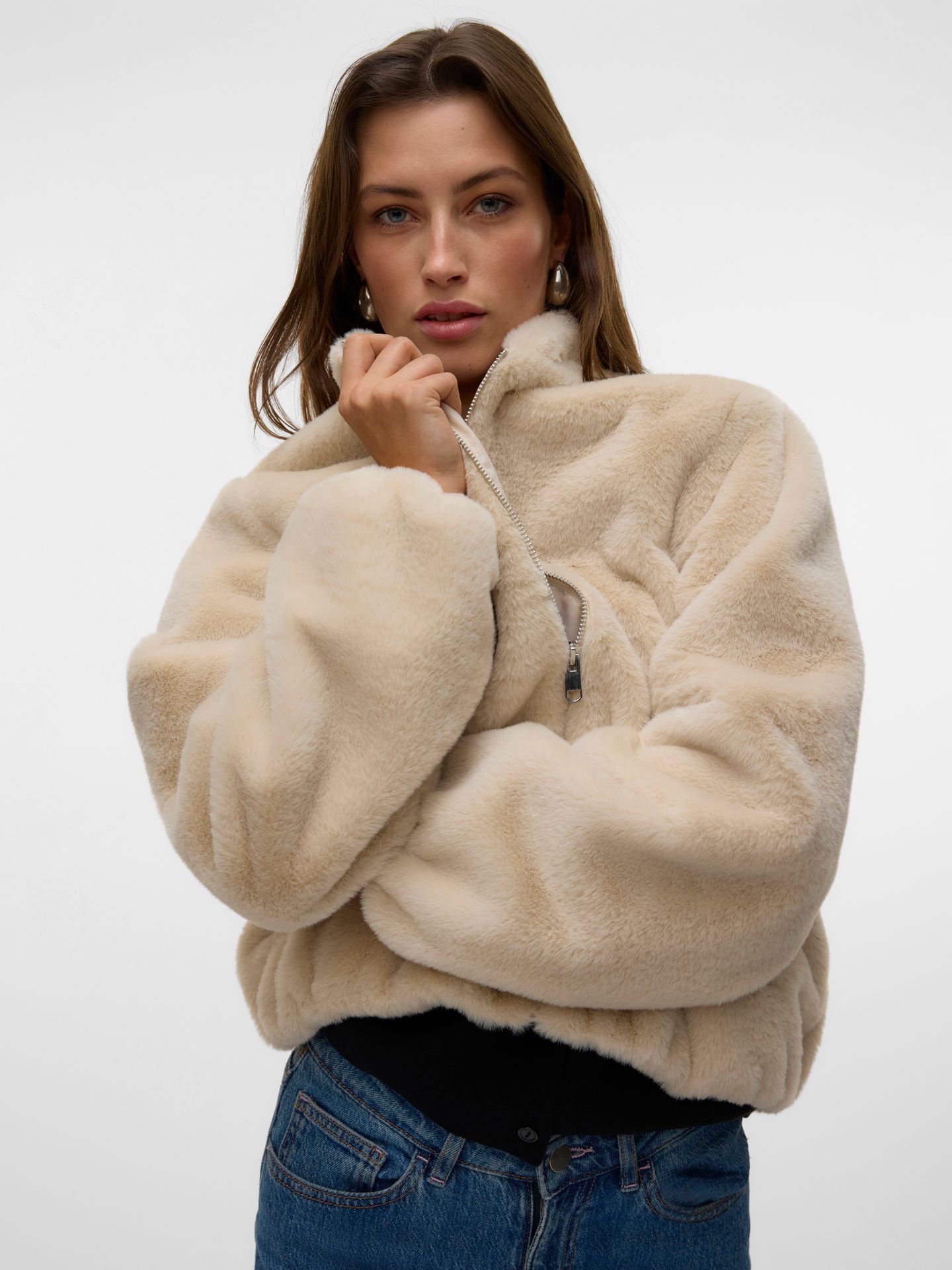 Vero Moda VMSONJALIGA SHORT JACKET GA BOO Oatmeal 2900160247049 Vero Moda VMSONJALIGA SHORT JACKET GA BOO Oatmeal 2900160247049