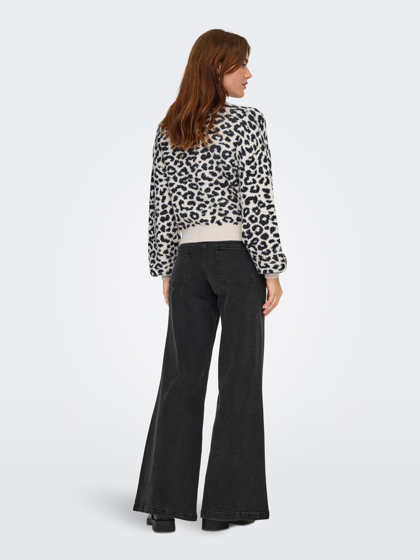 JDY JDYLORRAINE ANIMAL SHORT CARDIGAN K Cement/BLACK LEOPARD SPOTS 2900160007018 JDY JDYLORRAINE ANIMAL SHORT CARDIGAN K Cement/BLACK LEOPARD SPOTS 2900160007018