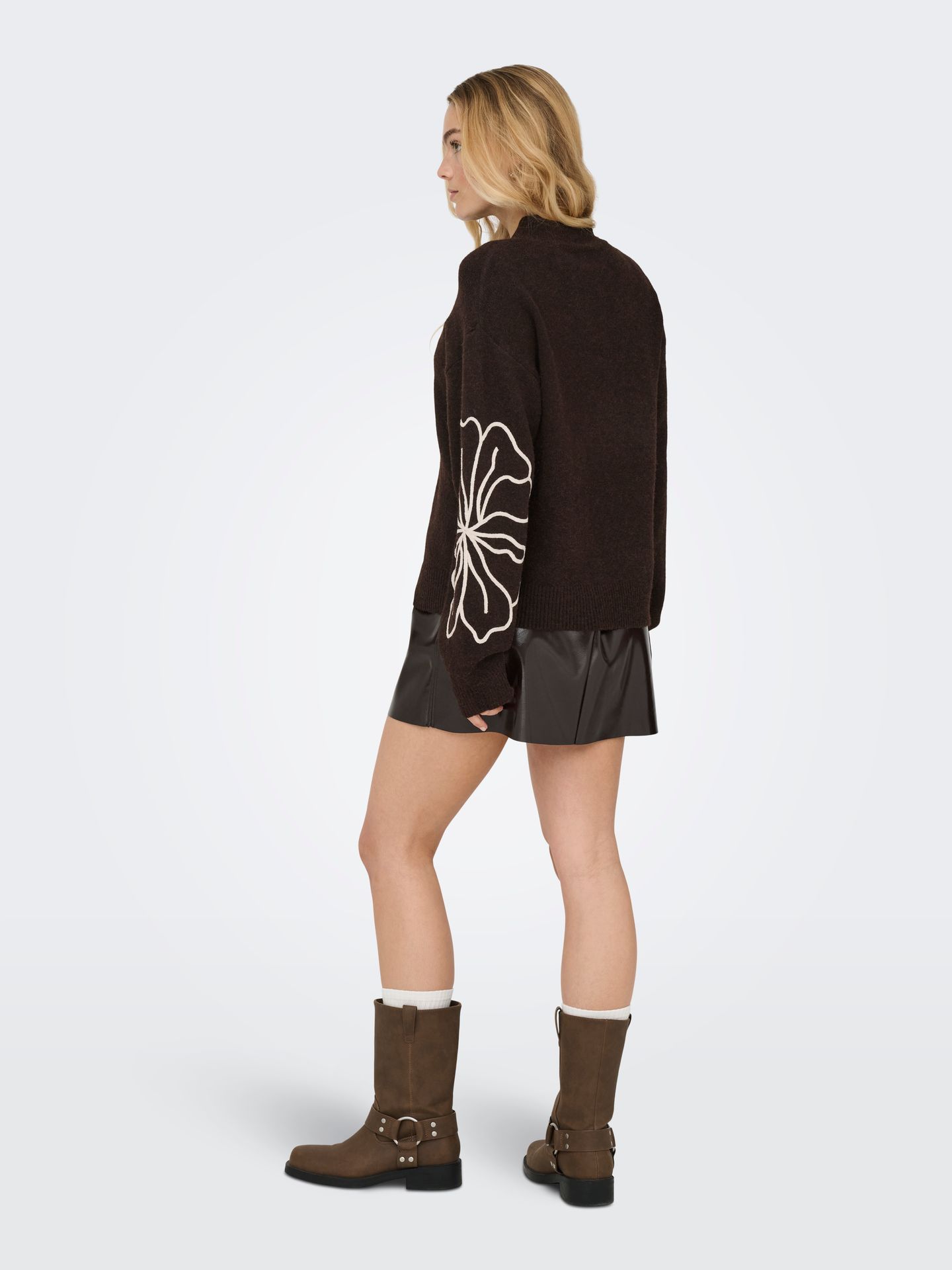Only JDYJELLA L/S FLOWER PULLOVER KNT NO Chocolate Torte/W. PUMICE STONE EMB 2900170093063