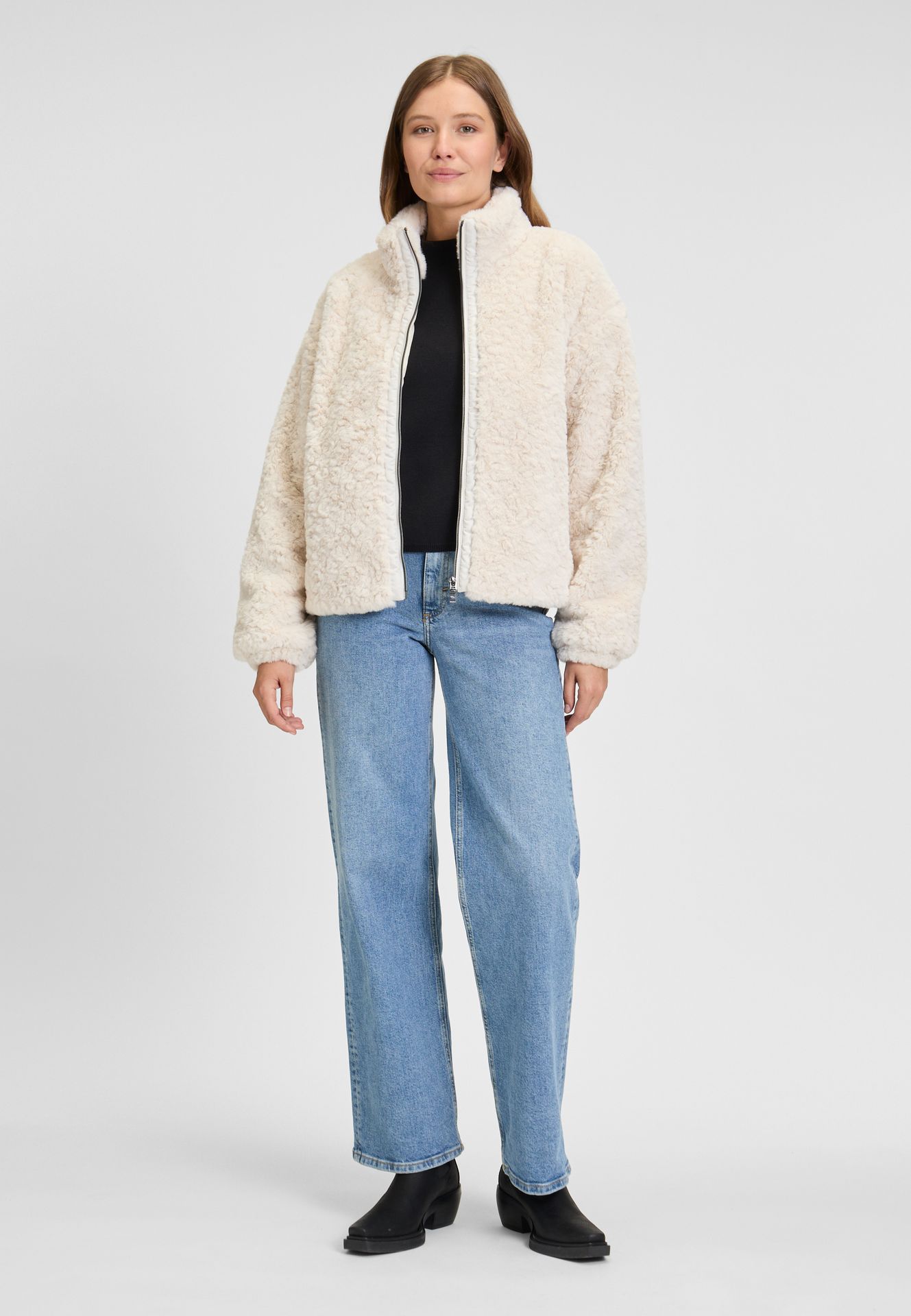 covered Chloe Beige 2900160029089 covered Chloe Beige 2900160029089