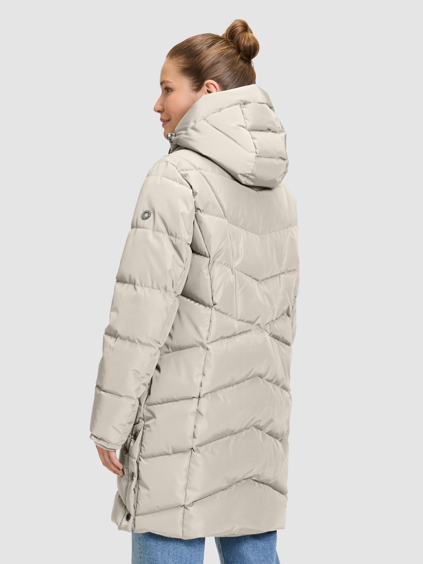 covered Adele 2 Rainy Day 2900160297044