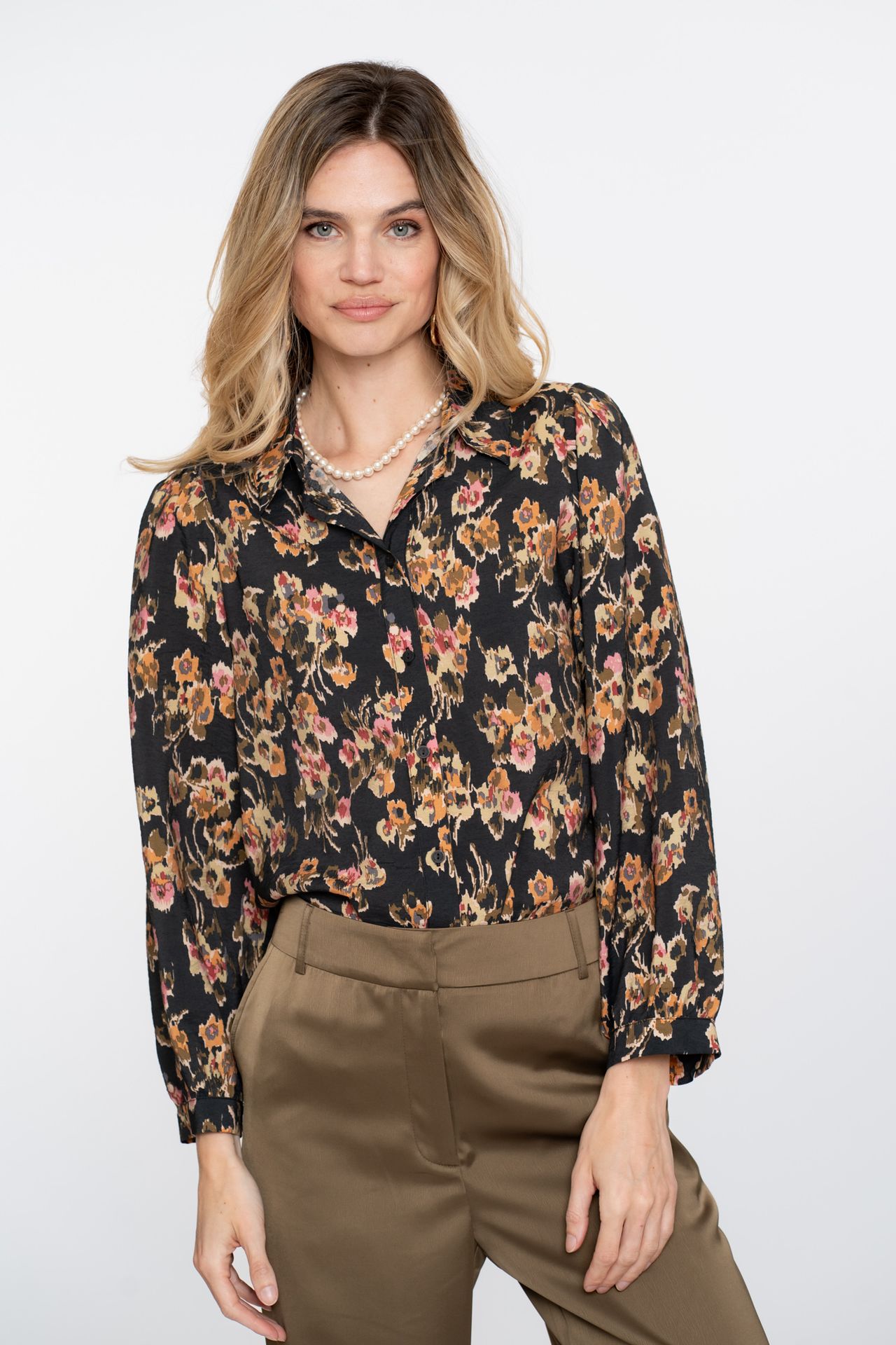 geisha Blouse flowers 999 black/yellow 00115228-EKA26013800000089