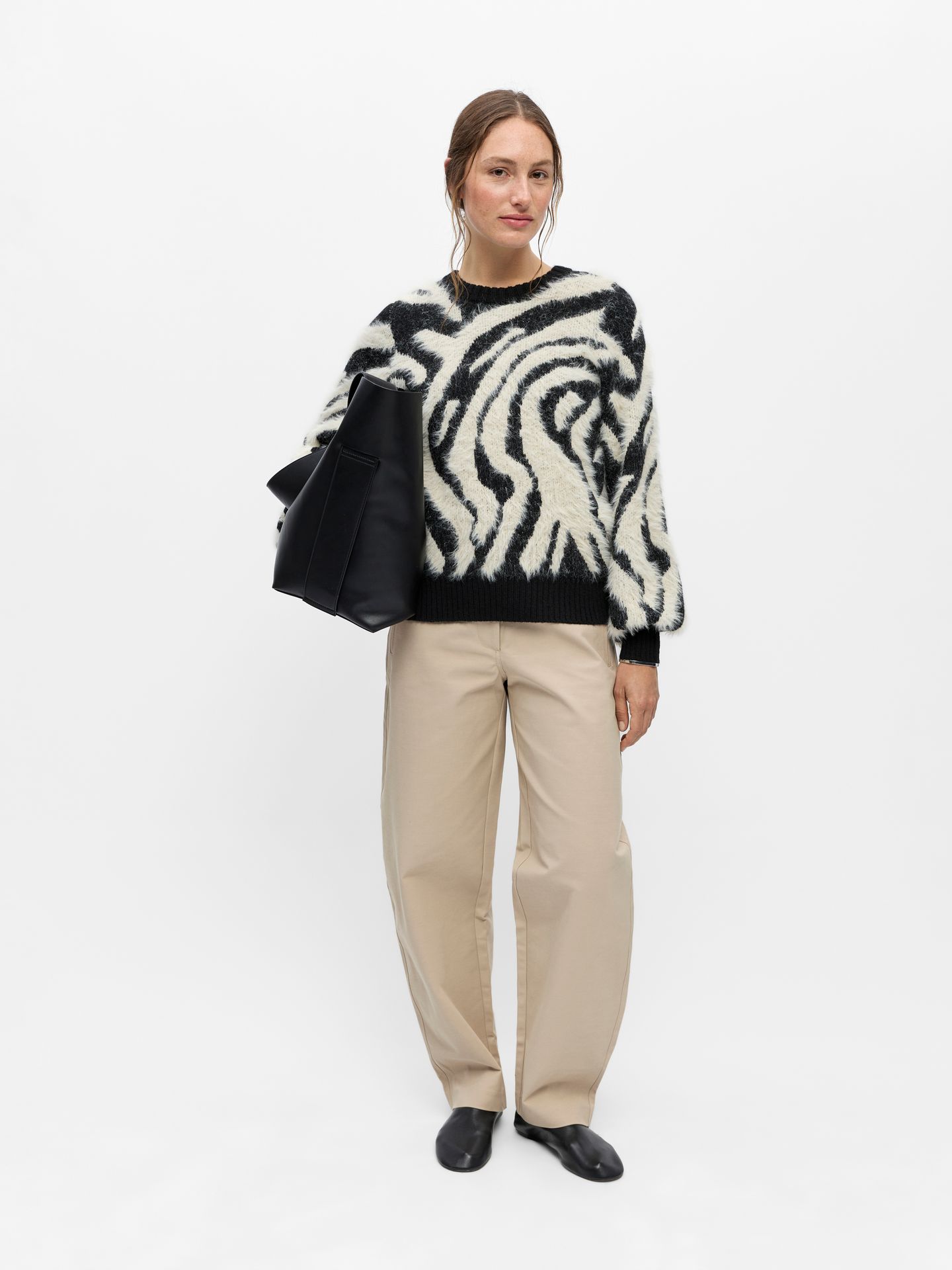 Object OBJHOLLOW L/S RE KNIT PULLOVER NOOS Black/Sandshell vertical stripes 2900169711053