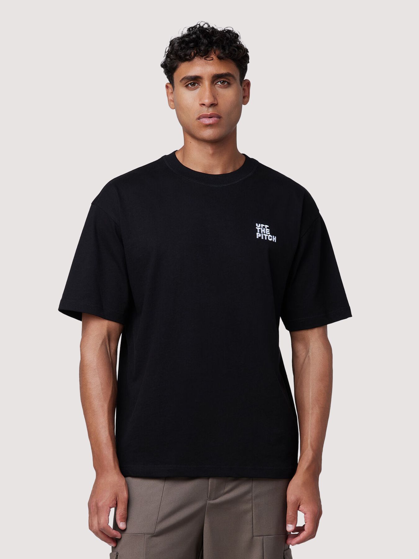 Off The Pitch Ignite Loose fit tee Black 00115285-999