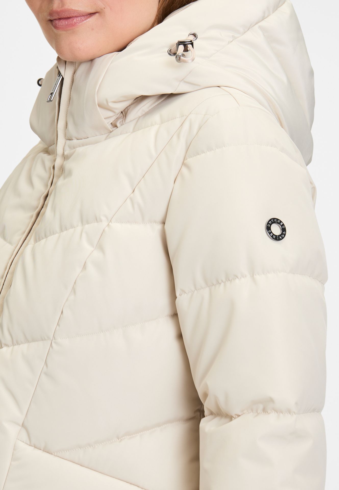 covered Anna 2 Rainy Day 2900160450036