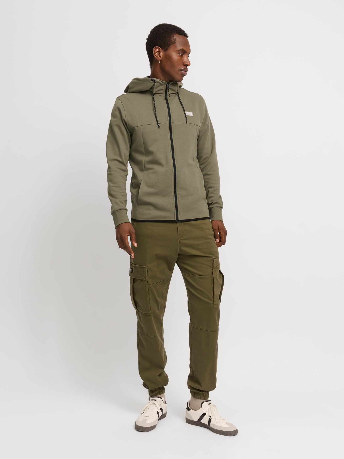 Jack & Jones JCOAIR SWEAT ZIP HOOD NOOS. Smokey Olive 2900160498014