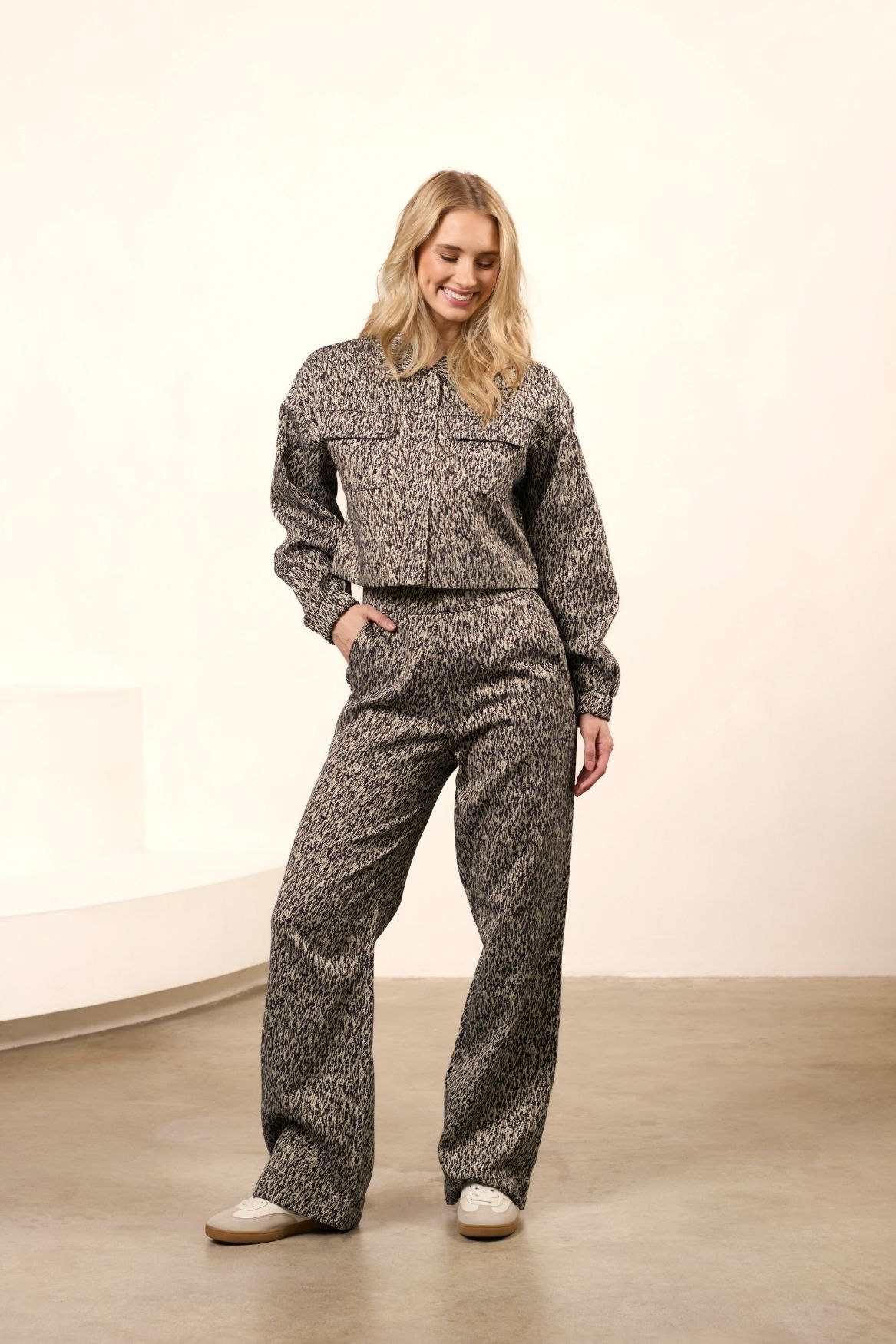 Lofty Manner Trouser Josephine 414 navy blue 2900160505040