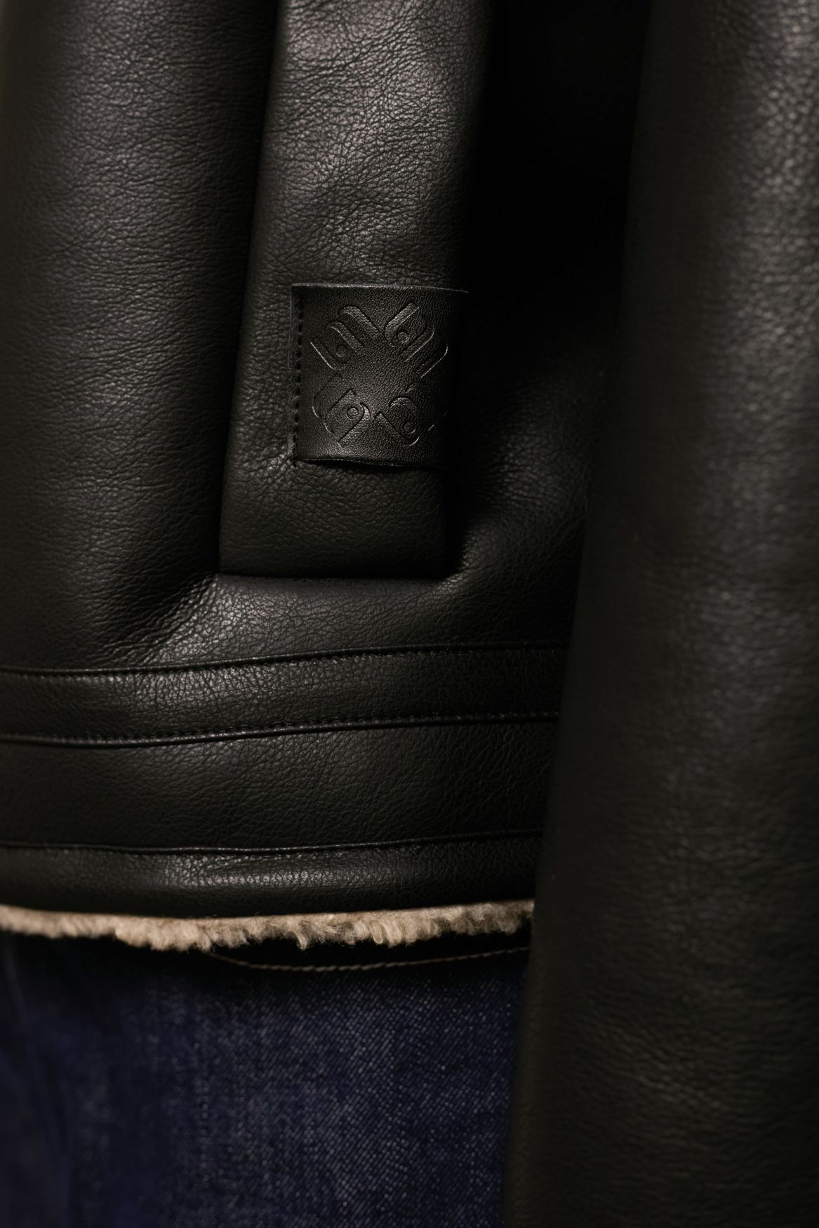 Lofty Manner Coat Ruby 600 black 2900160506030