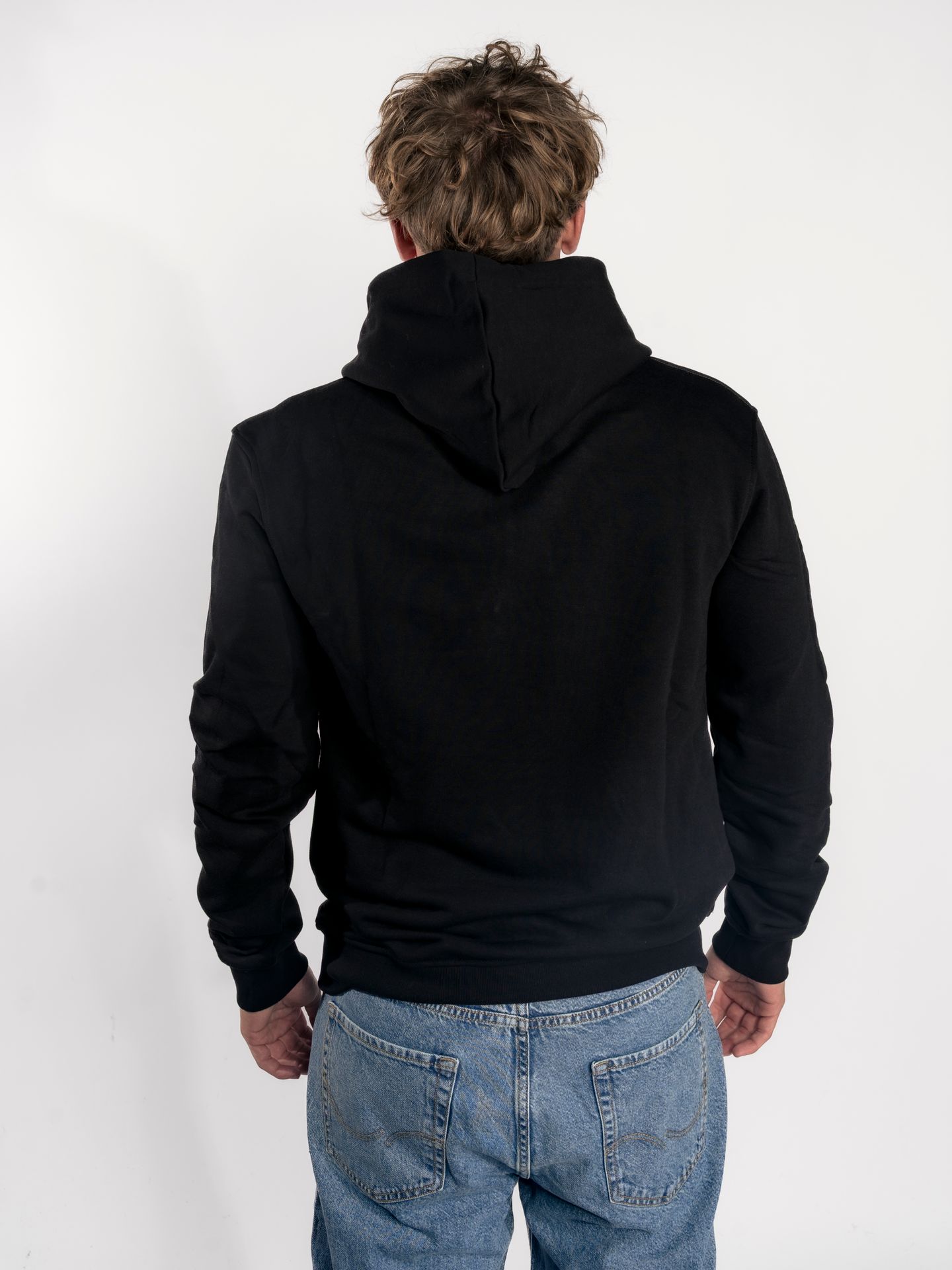 Ballin 5216 Hoodie Zwart 2900160721099 Ballin 5216 Hoodie Zwart 2900160721099