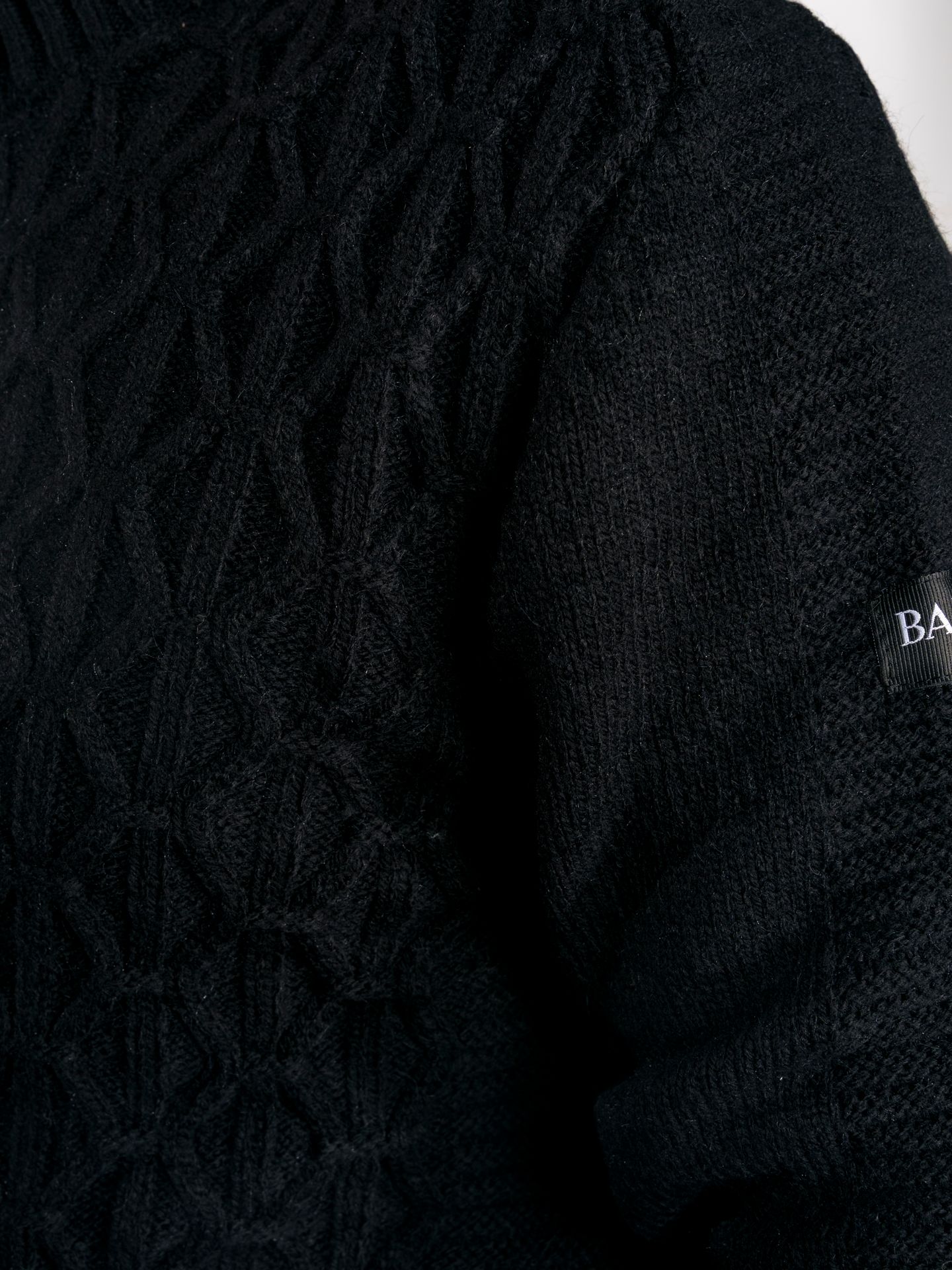 Ballin 5209 Crewneck Zwart 2900160733030 Ballin 5209 Crewneck Zwart 2900160733030