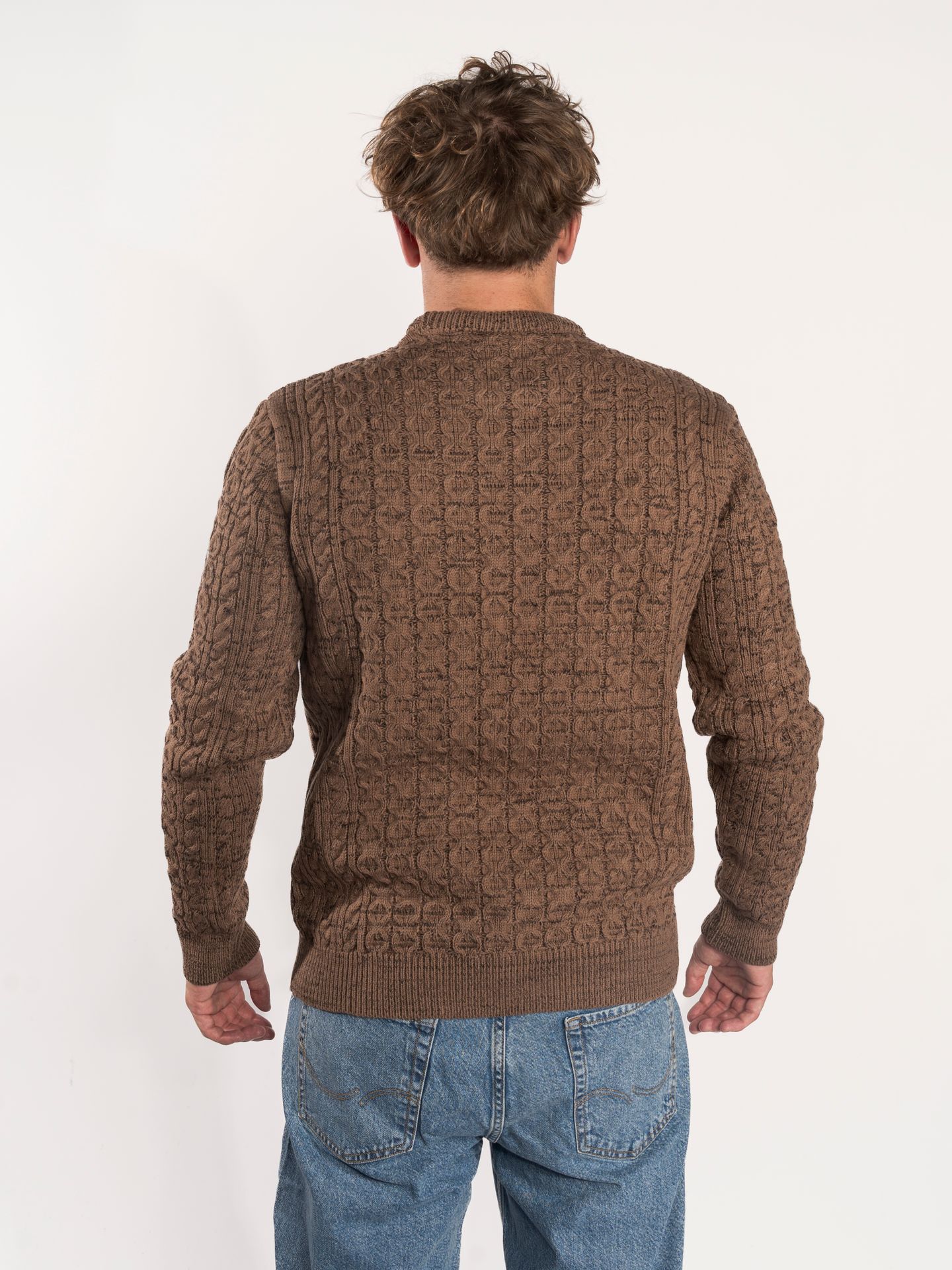 Ballin 5202 Crewneck COFFEE 2900160740076 Ballin 5202 Crewneck COFFEE 2900160740076