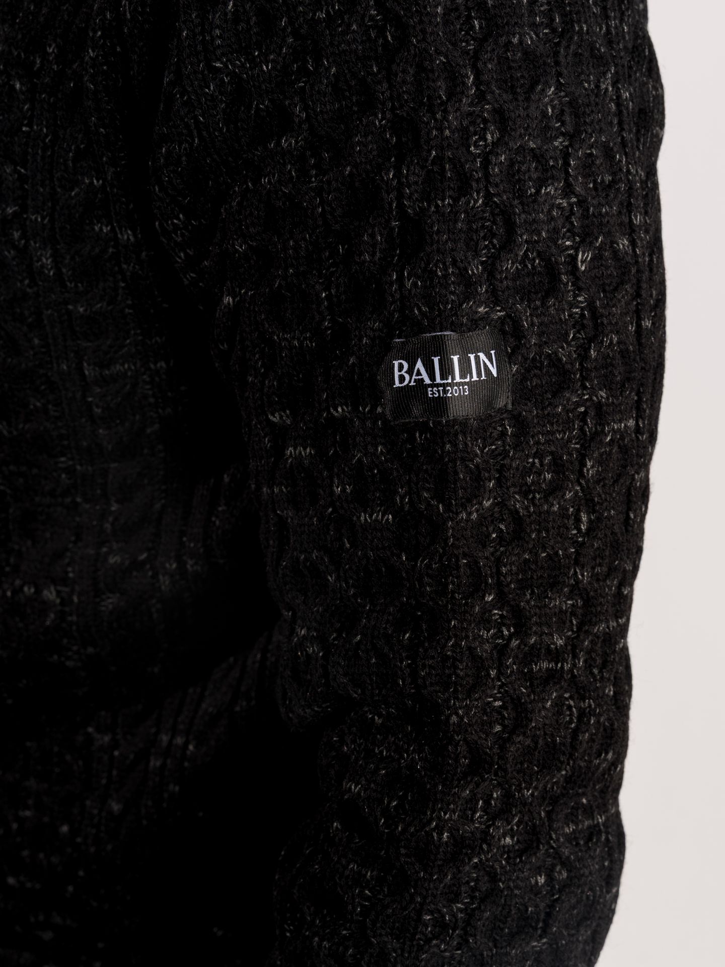 Ballin 5202 Crewneck Zwart 2900160739087 Ballin 5202 Crewneck Zwart 2900160739087