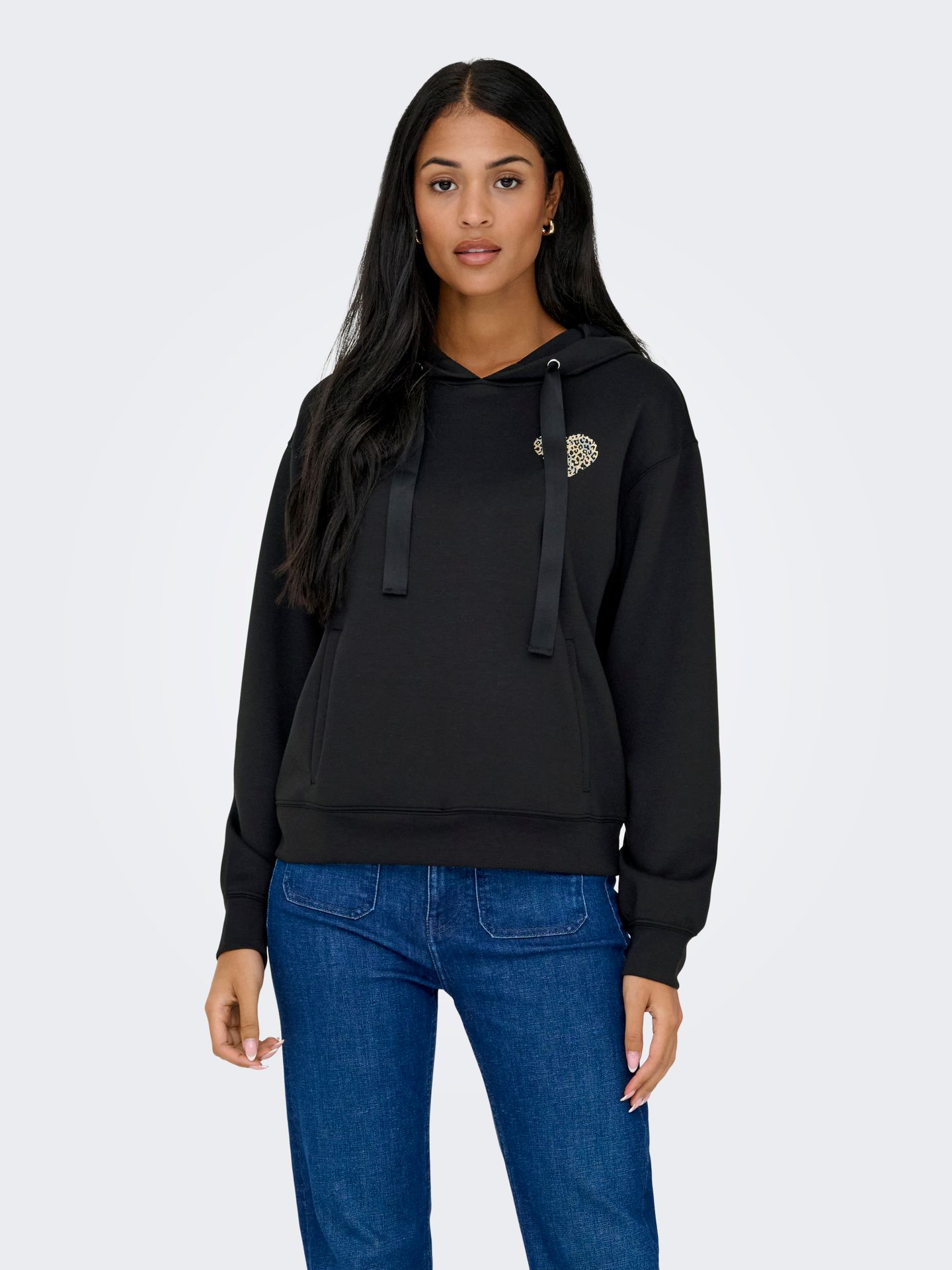 Only ONLALINA LIFE L/S PRINT HOOD SWT Black/With Clara Leo 00115681-EKA26011400000166 Only ONLALINA LIFE L/S PRINT HOOD SWT Black/With Clara Leo 00115681-EKA26011400000166