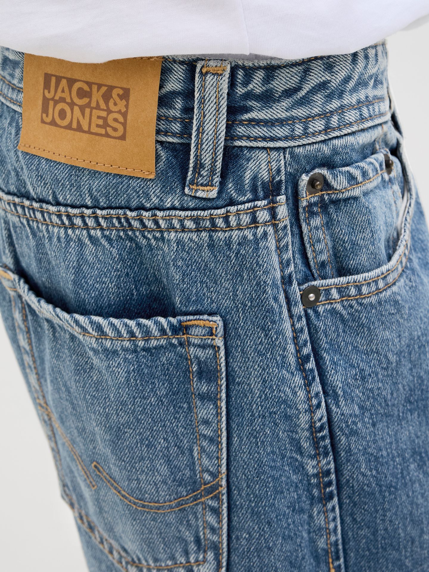 Jack & Jones JJIALEX JJORIGINAL AKM 061 NOOS JNR Blue Denim 2900161532069 Jack & Jones JJIALEX JJORIGINAL AKM 061 NOOS JNR Blue Denim 2900161532069