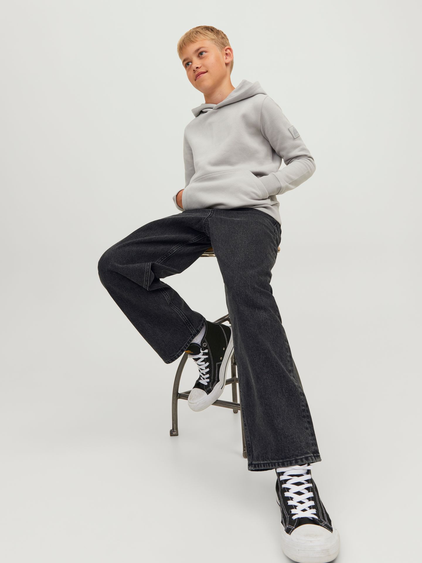 Jack & Jones JJIALEX JJORIGINAL AKM 823 NOOS JNR Black Denim 2900161533028 Jack & Jones JJIALEX JJORIGINAL AKM 823 NOOS JNR Black Denim 2900161533028