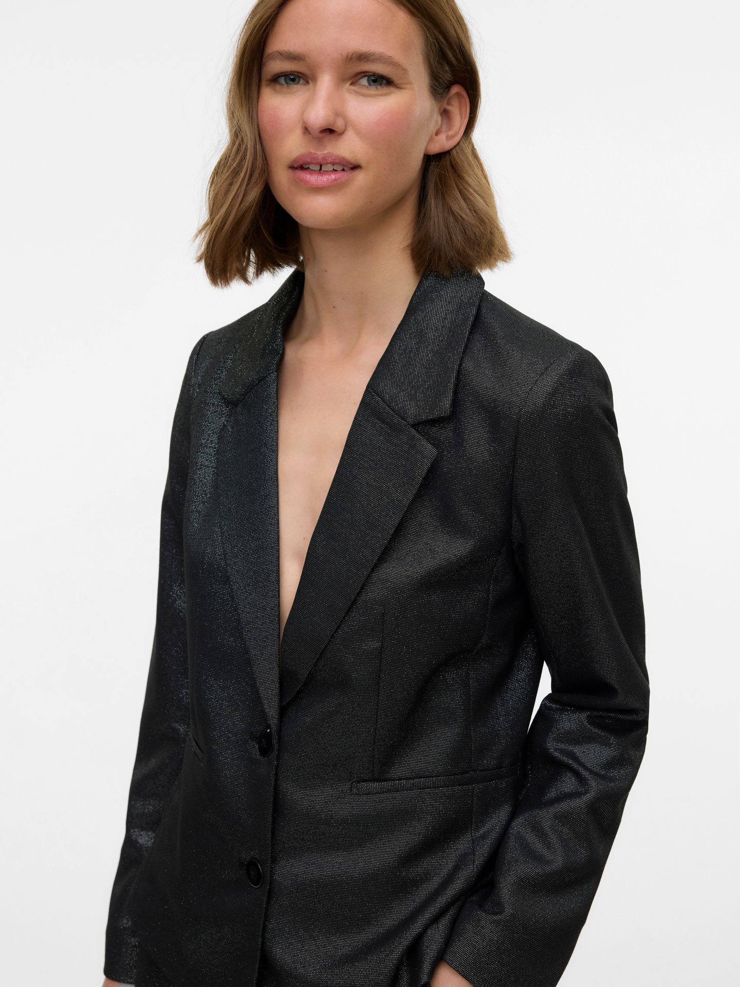 Vero Moda VMSAFINA LS FITTED SHINY BLAZER Black/COATED 00115875-EKA26011400000116 Vero Moda VMSAFINA LS FITTED SHINY BLAZER Black/COATED 00115875-EKA26011400000116