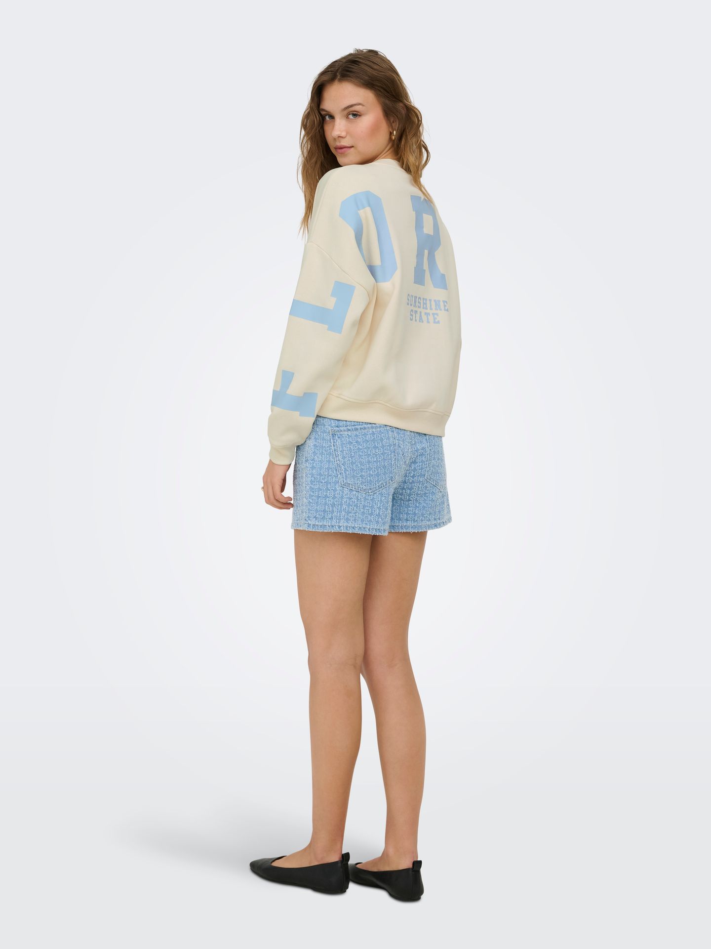 Only ONLSWEAT L/S BACK/SLEEVE PRINT SWT Birch/W. Melange 2900162793018