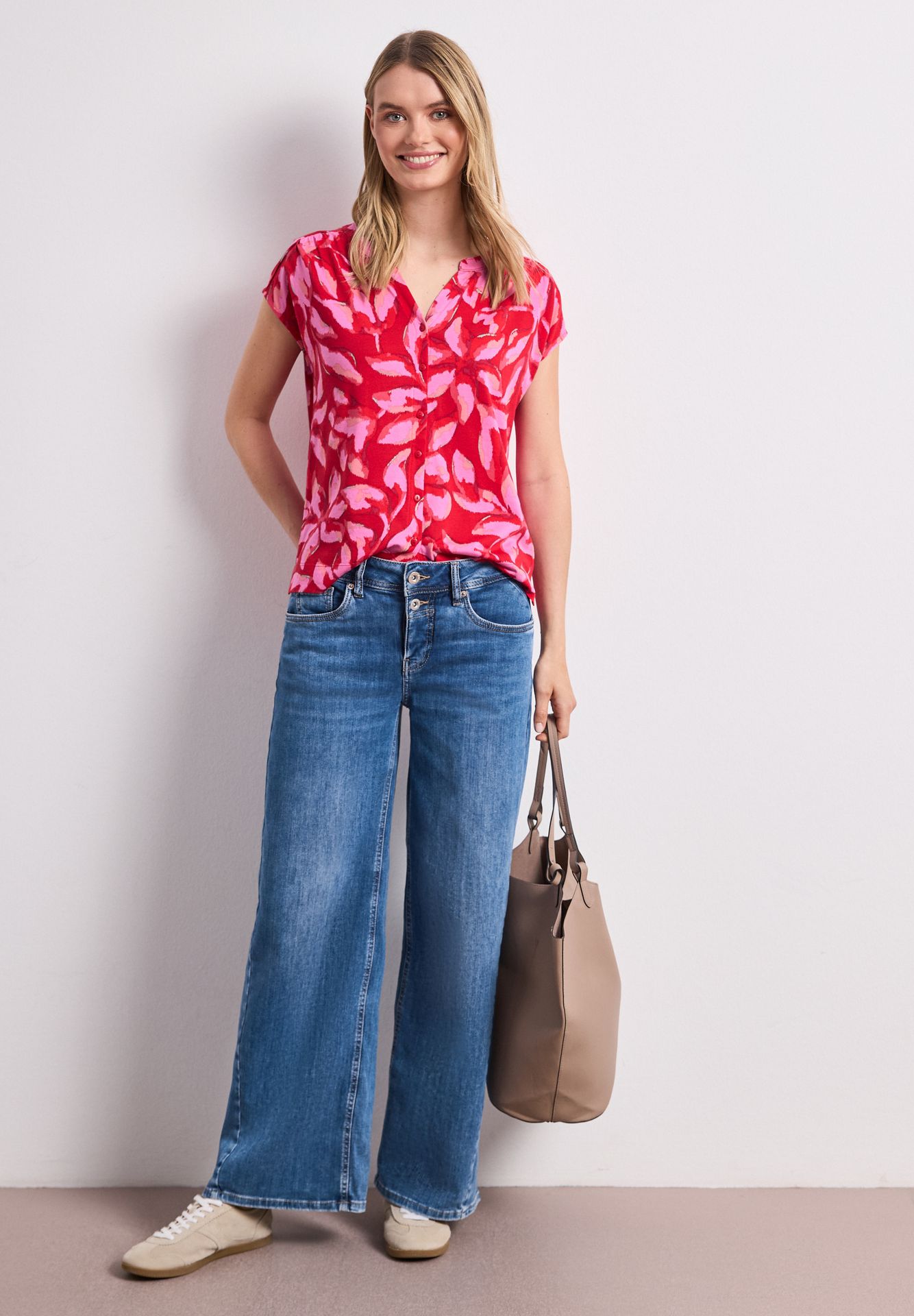 Street-One A325315 LTD QR printed shirt w.butt salsa red 2900162386043