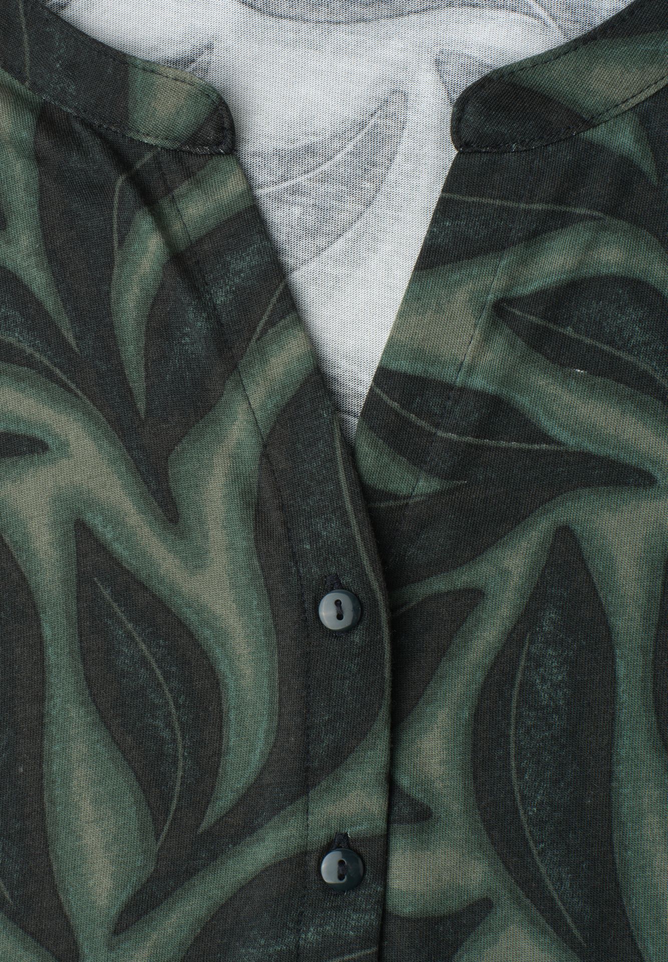 Street-One A325315 LTD QR printed shirt w.butt deep bound green 2900162387064