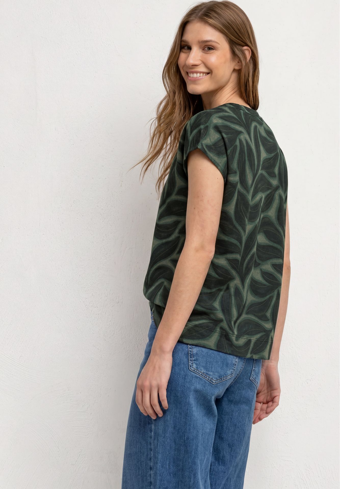 Street-One A325315 LTD QR printed shirt w.butt deep bound green 2900162387064