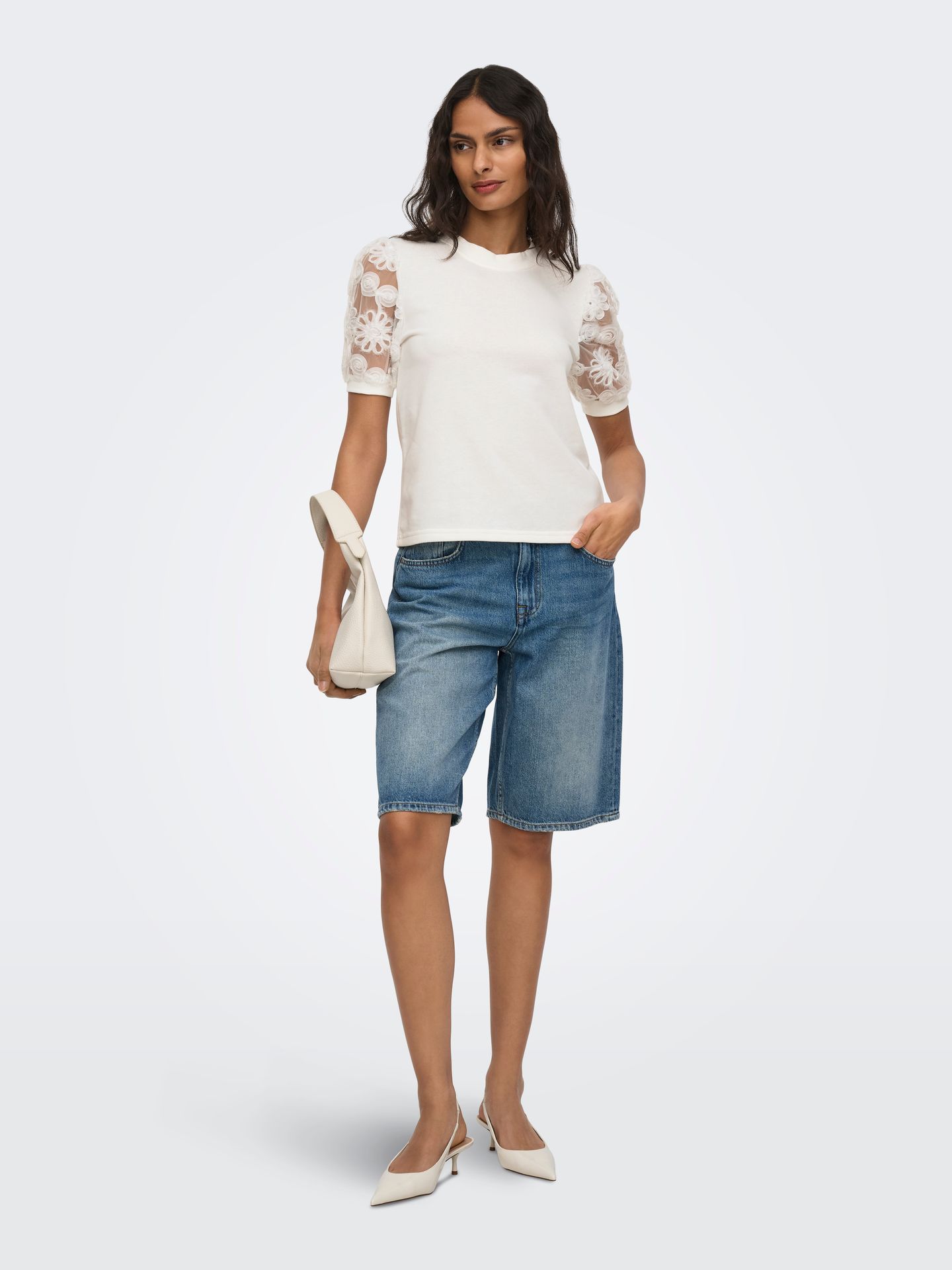 JDY JDYFAIRVIEW LIFE S/S SWEAT JRS Cloud Dancer/2024 BRODERIE ANGLAISE 2900162642040