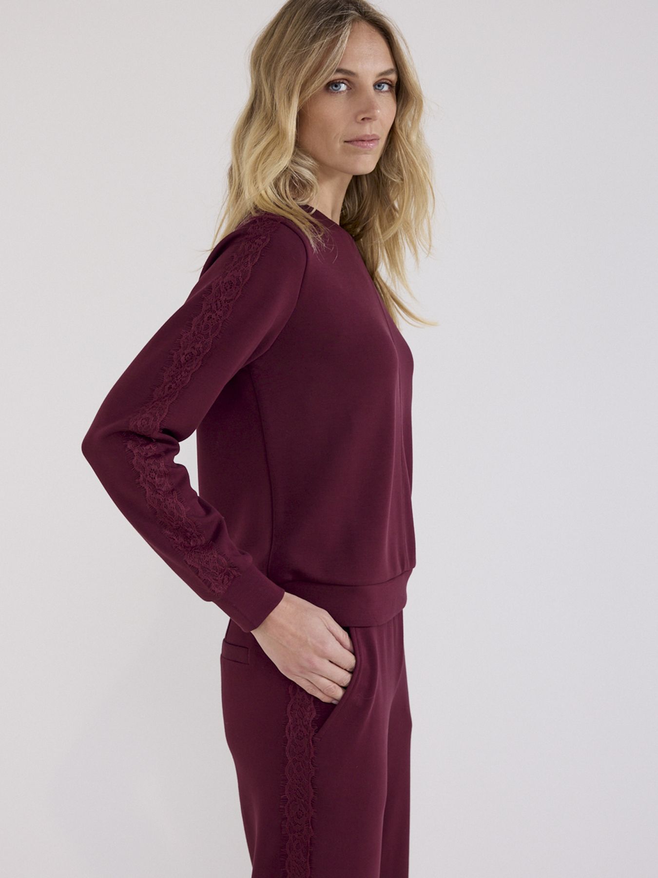 Tramontana Technical Sweat Jumper Lace Pomegranate 004580 2900162837019